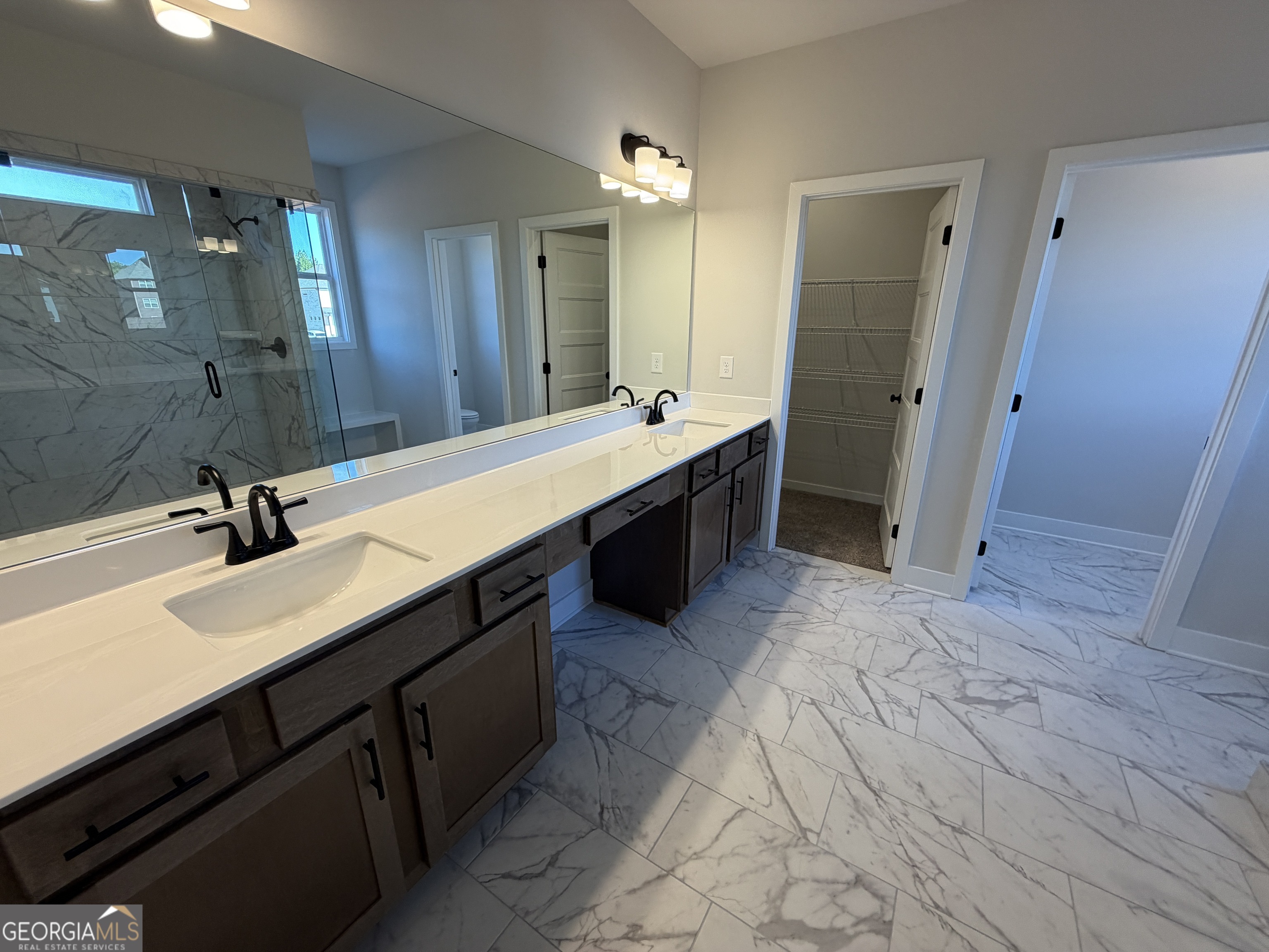 2437 Enchanted Sky Way