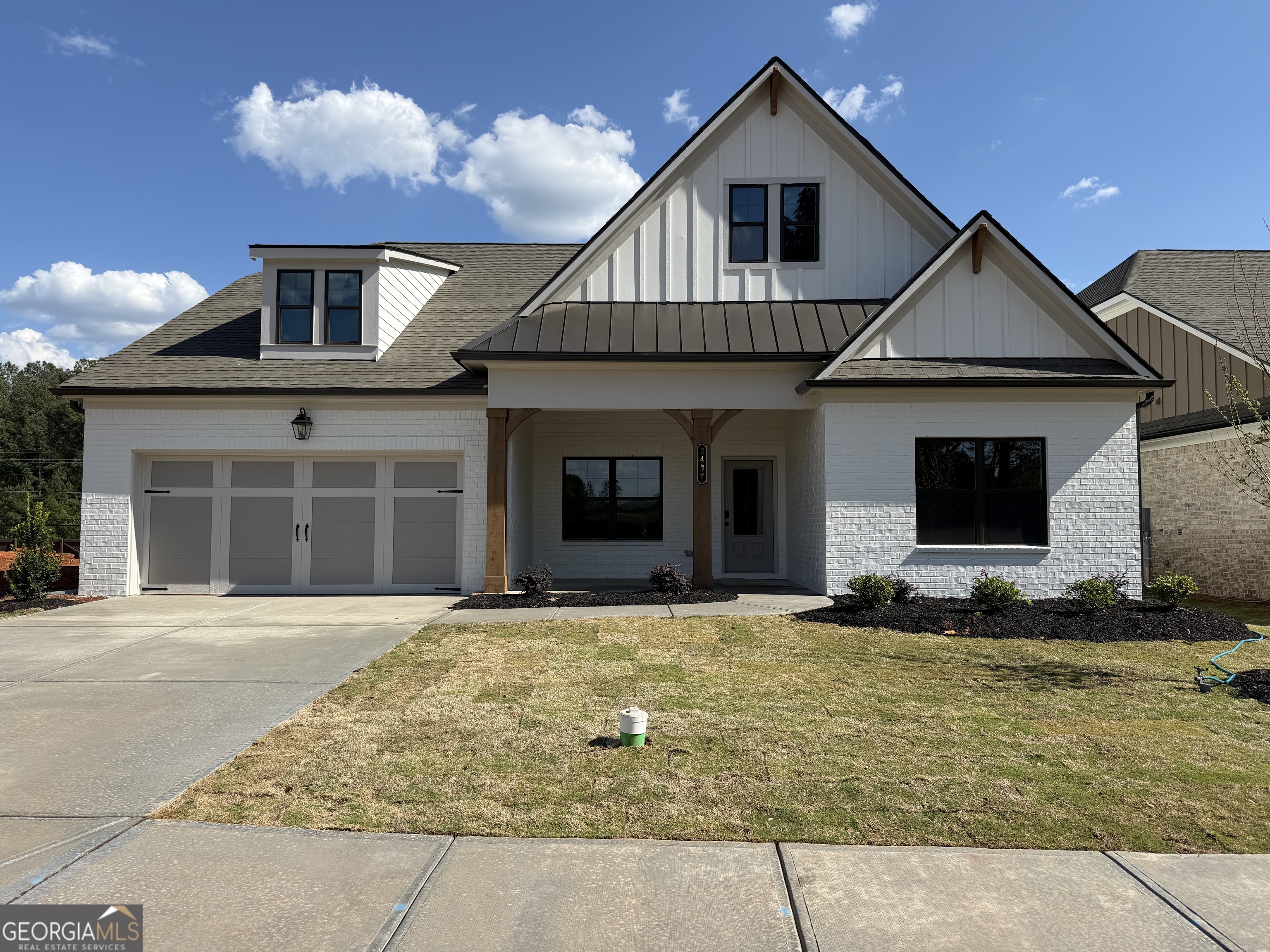 2437 Enchanted Sky Way