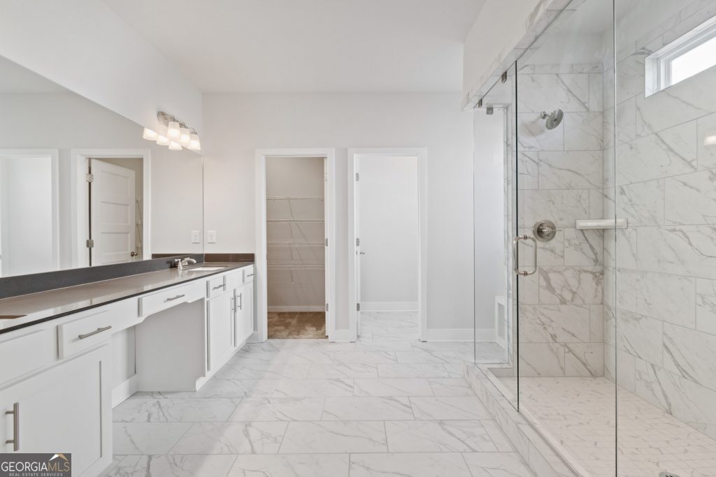 2437 Enchanted Sky Way