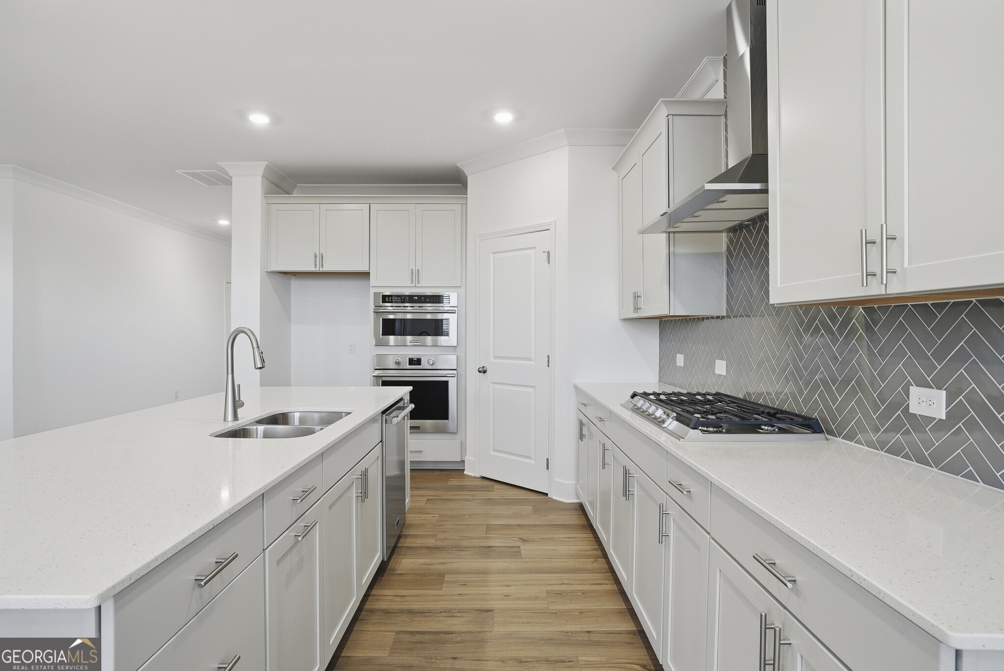 2832 Freshwater Court