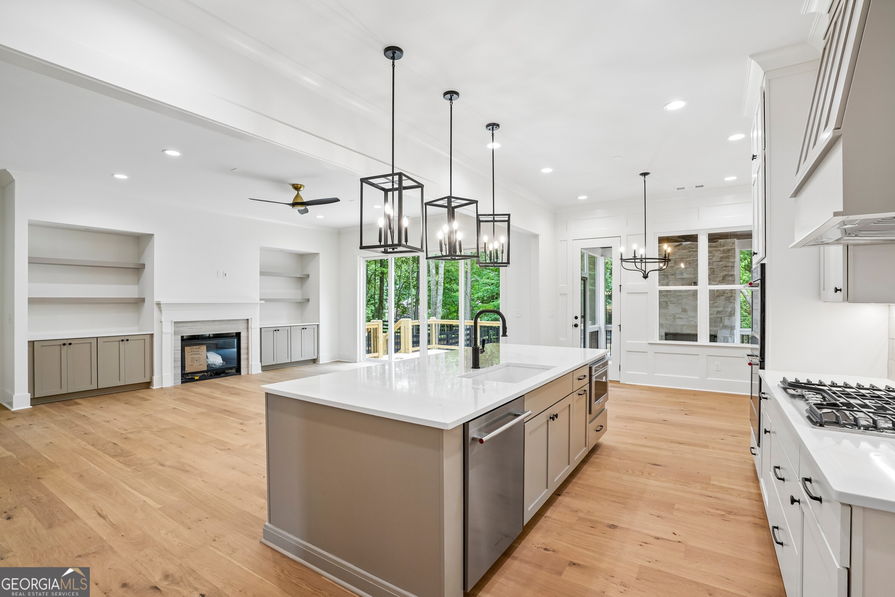 2395 Glade Overlook