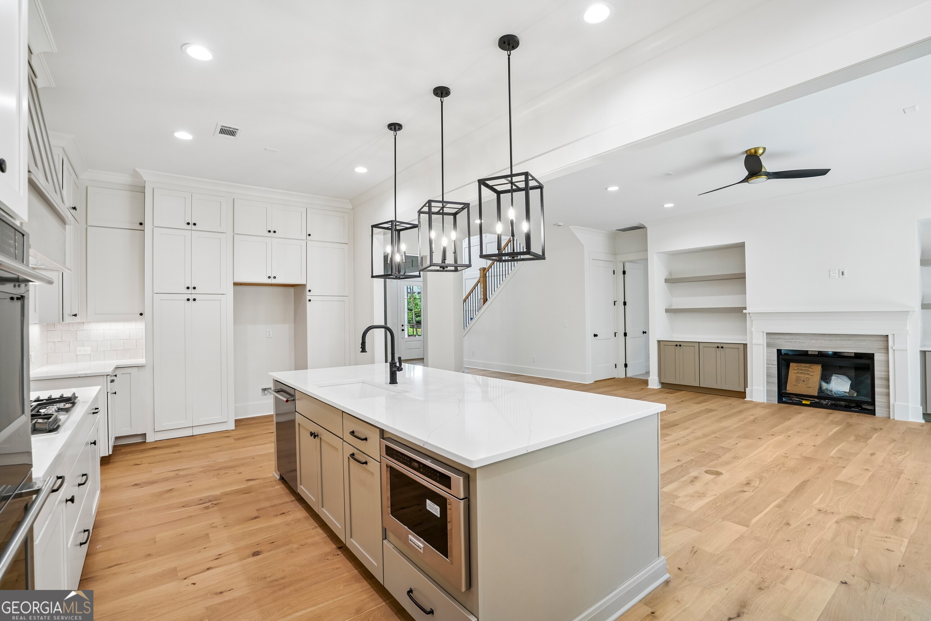 2395 Glade Overlook