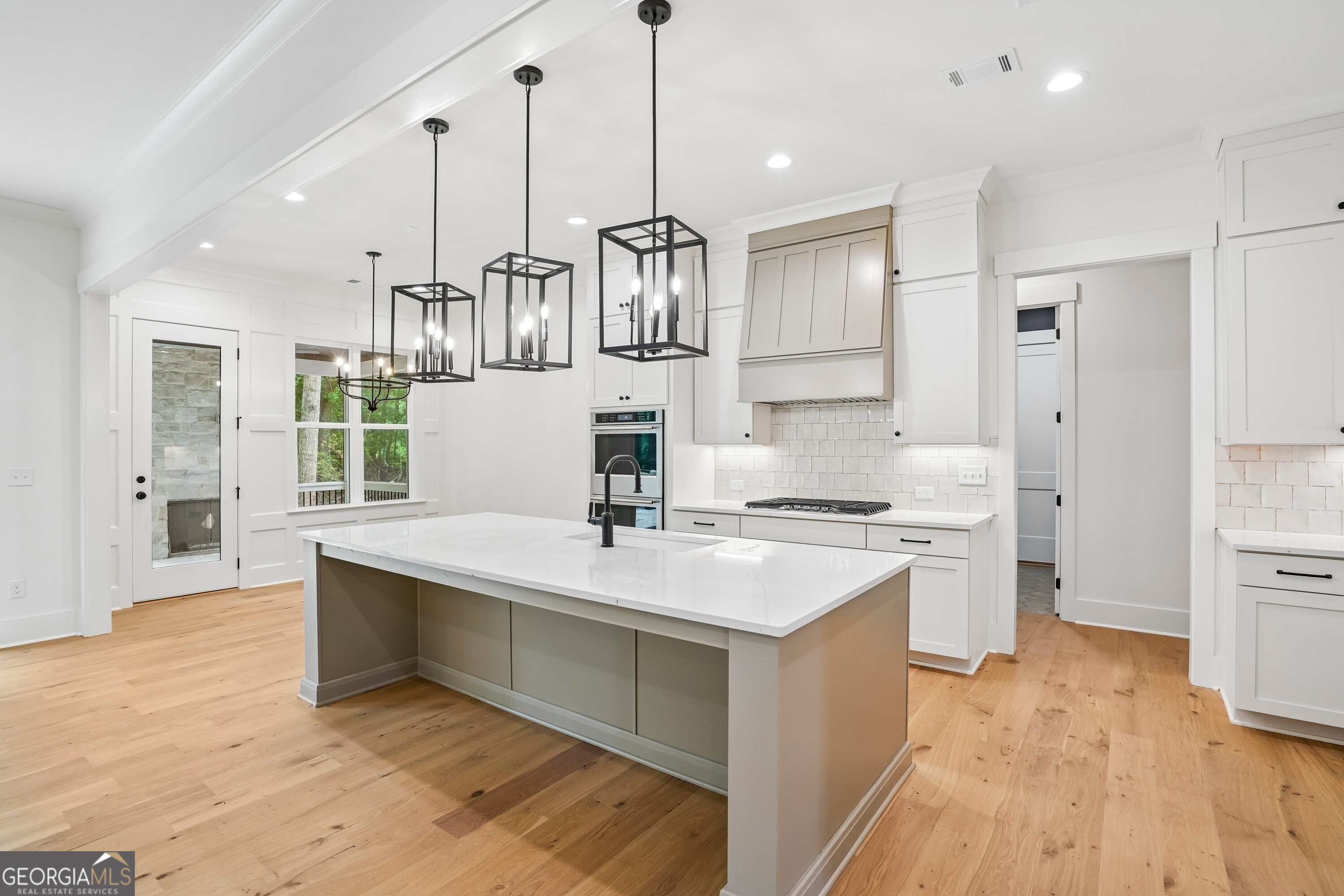 2395 Glade Overlook