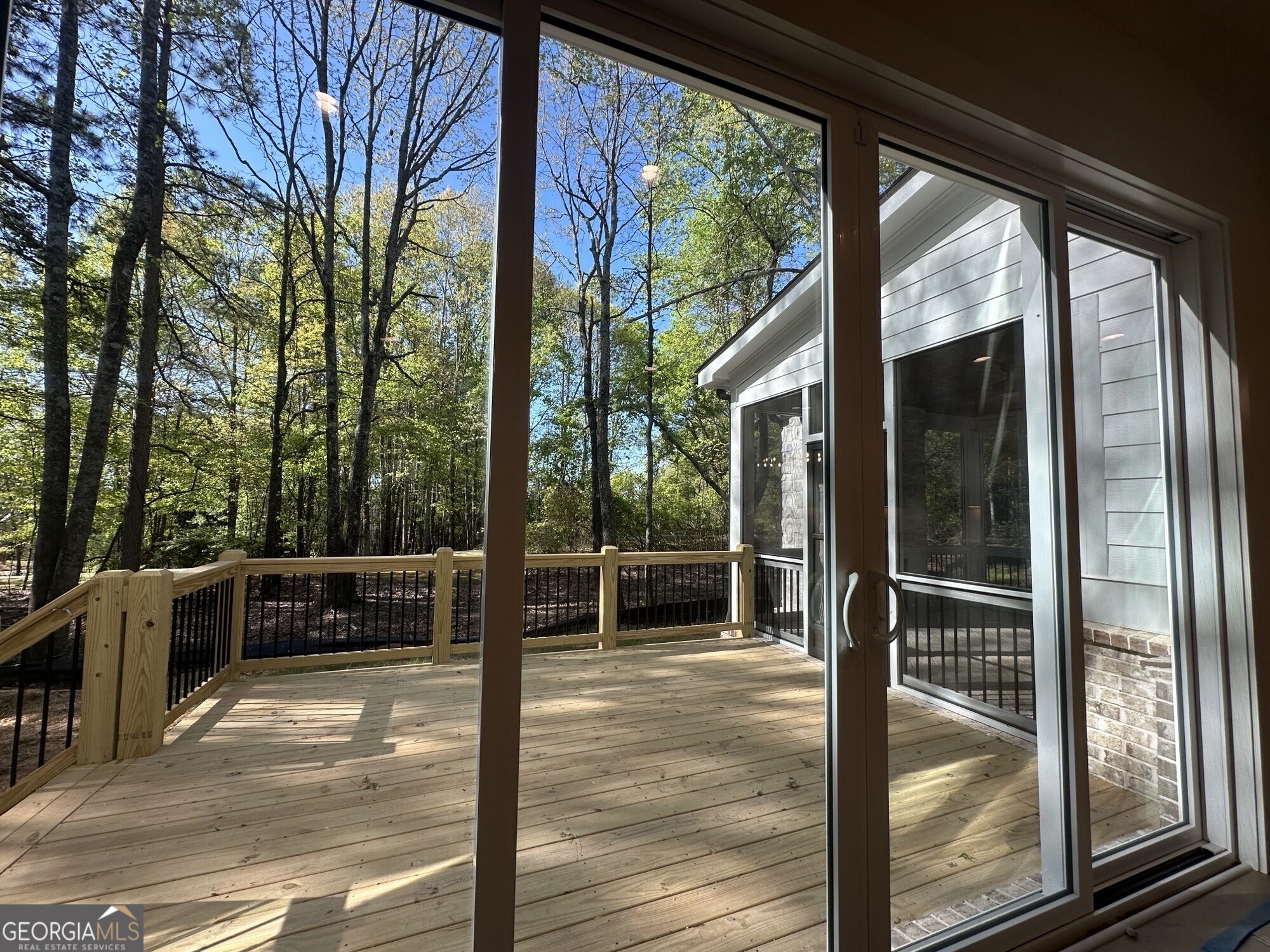 2395 Glade Overlook