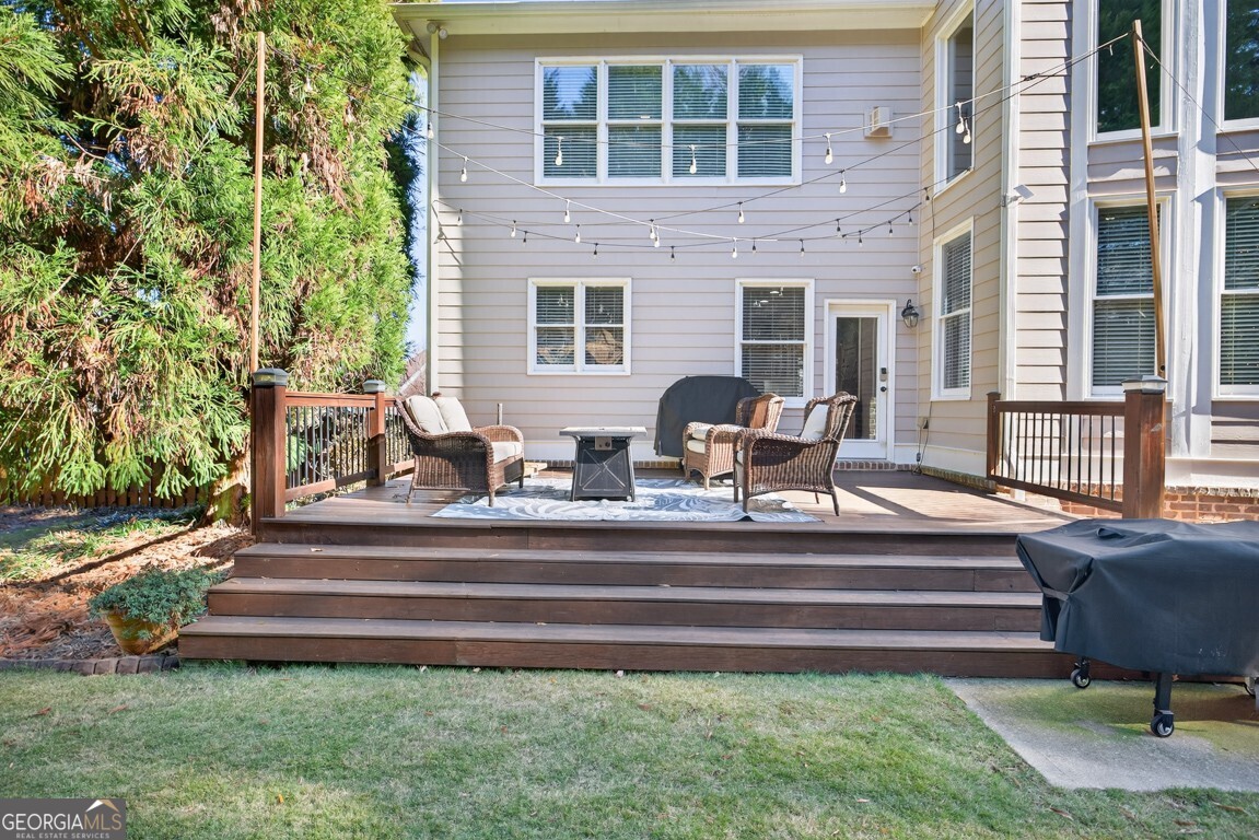 8023 Sleepy Lagoon Way