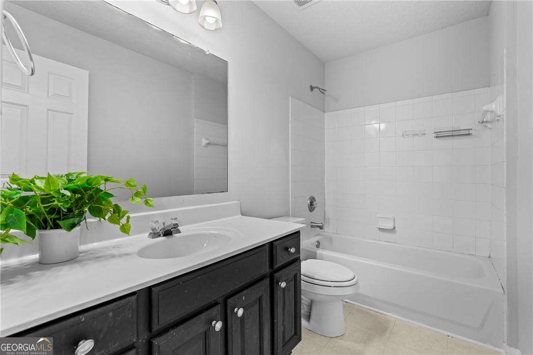 775 Martin Field Drive