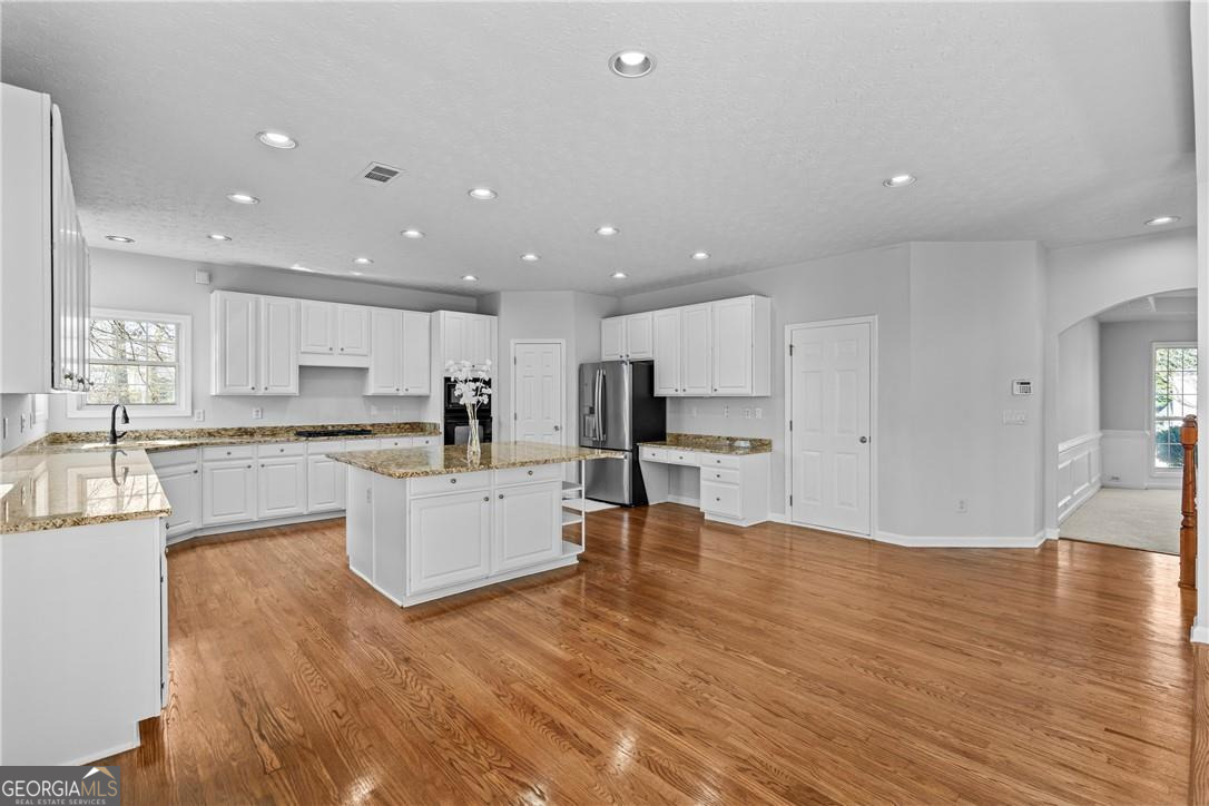 775 Martin Field Drive