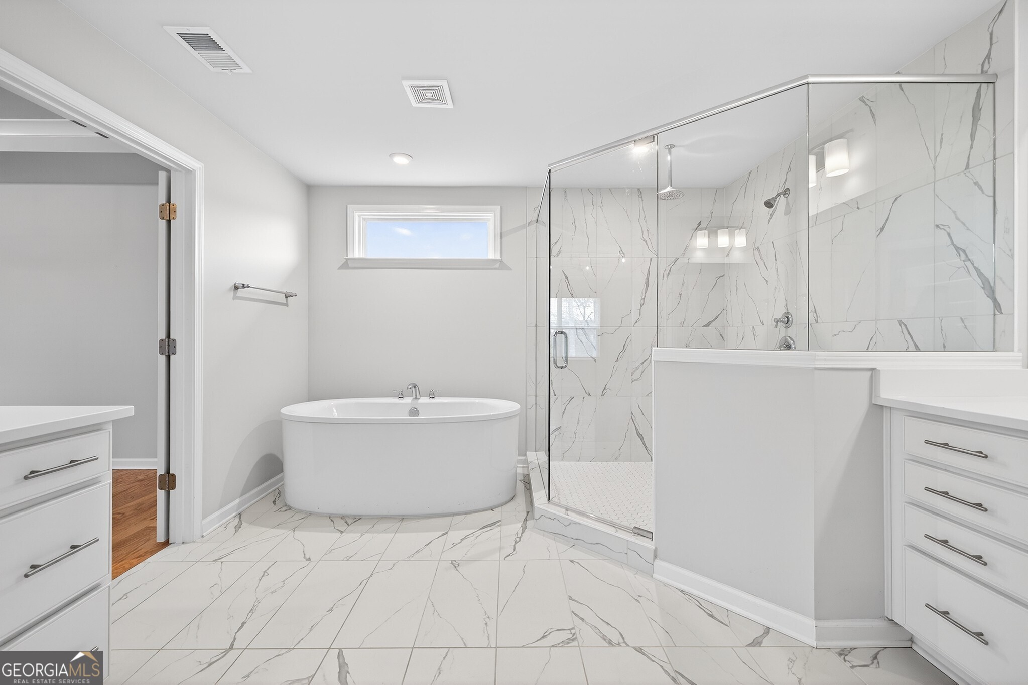 7277 Maple Brook Lane