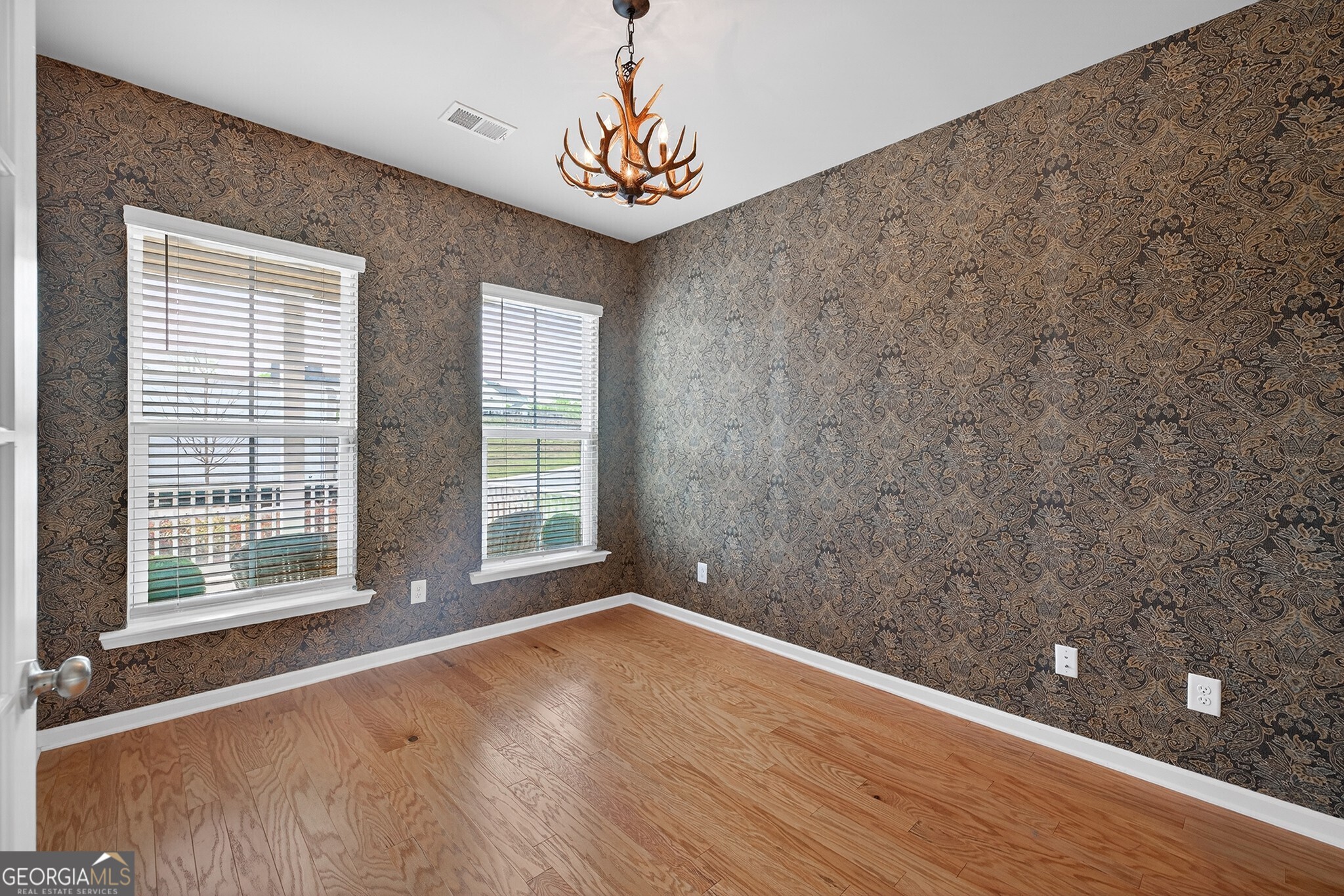 7277 Maple Brook Lane