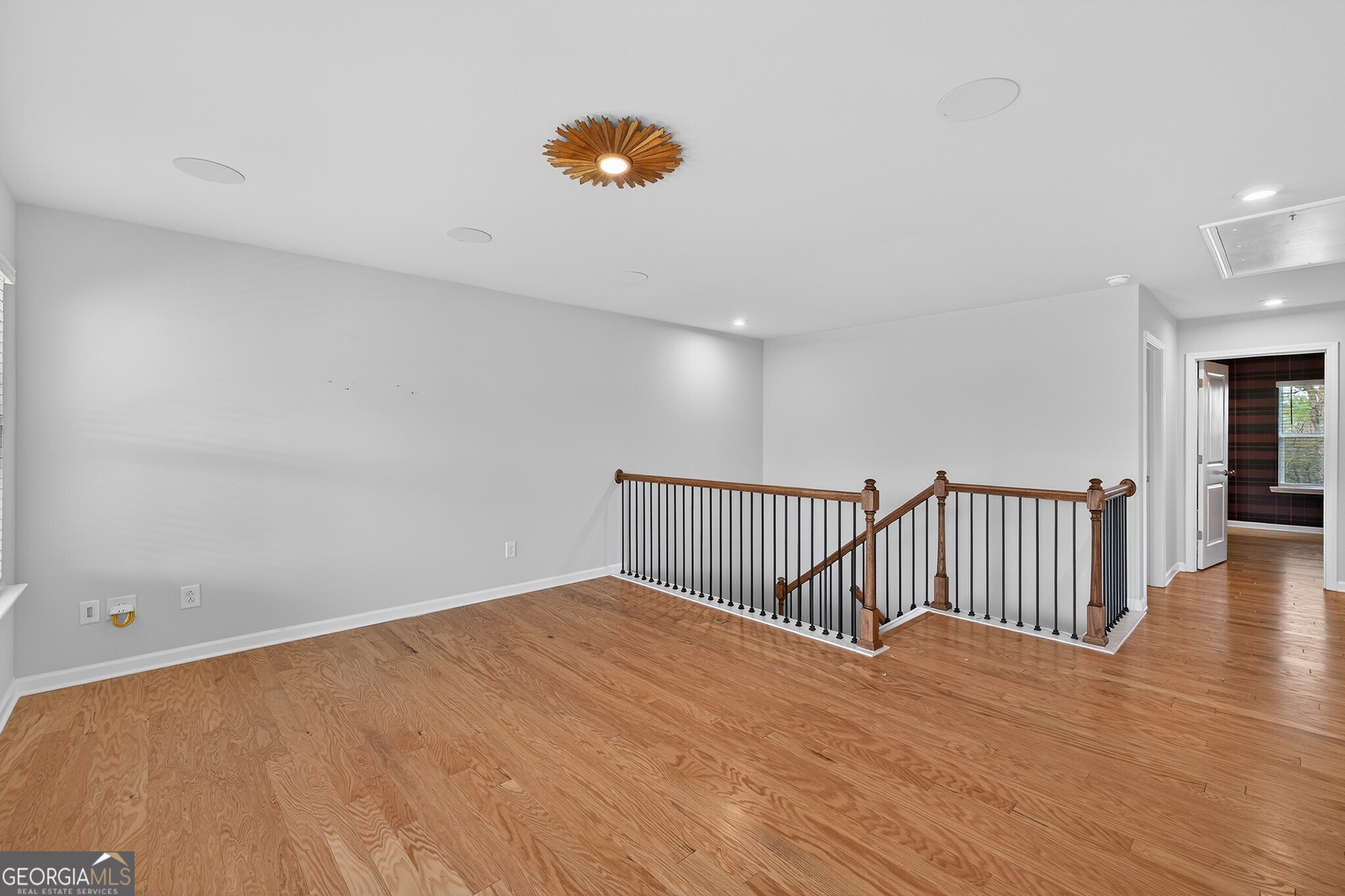 7277 Maple Brook Lane