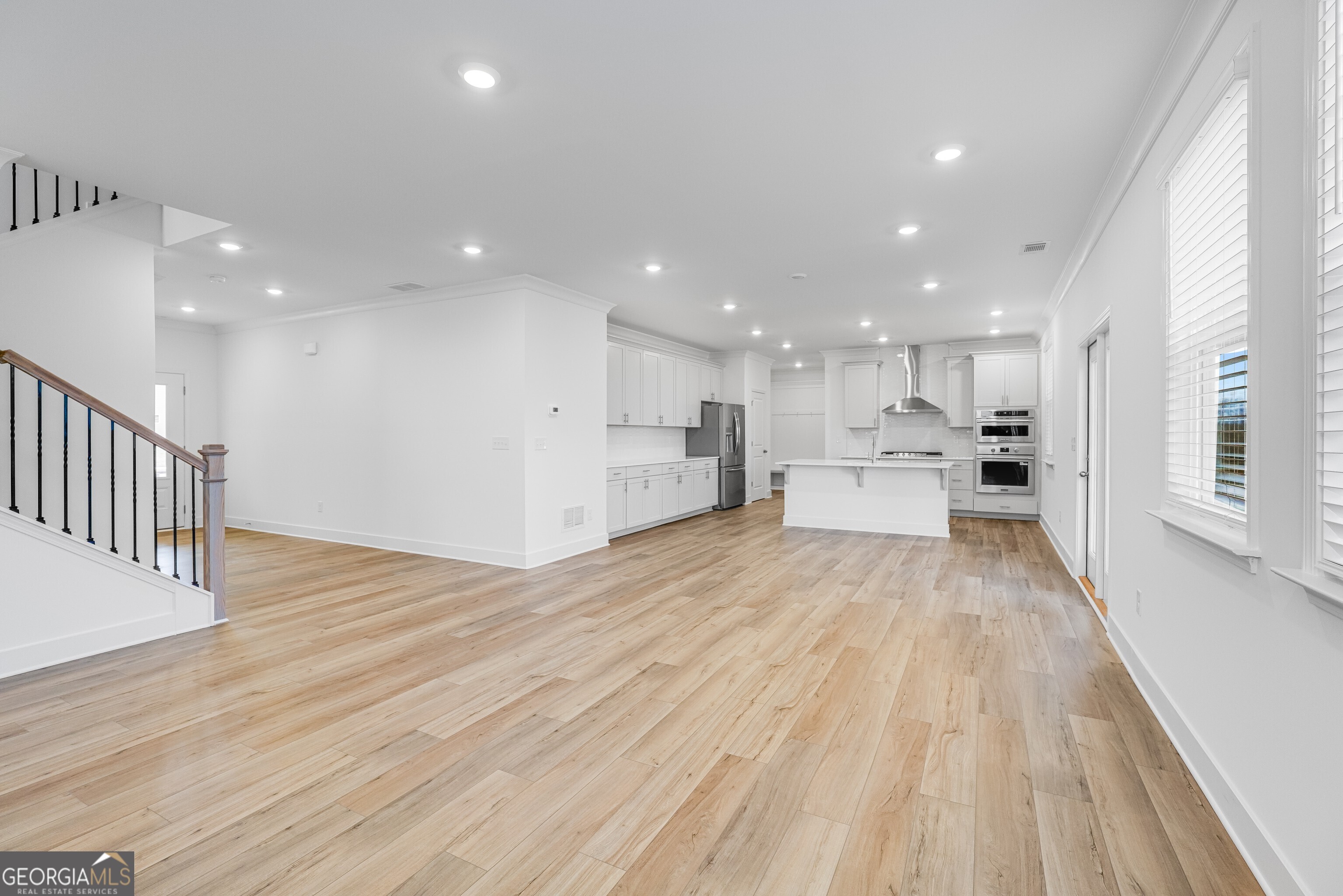 1040 Reagan Drive