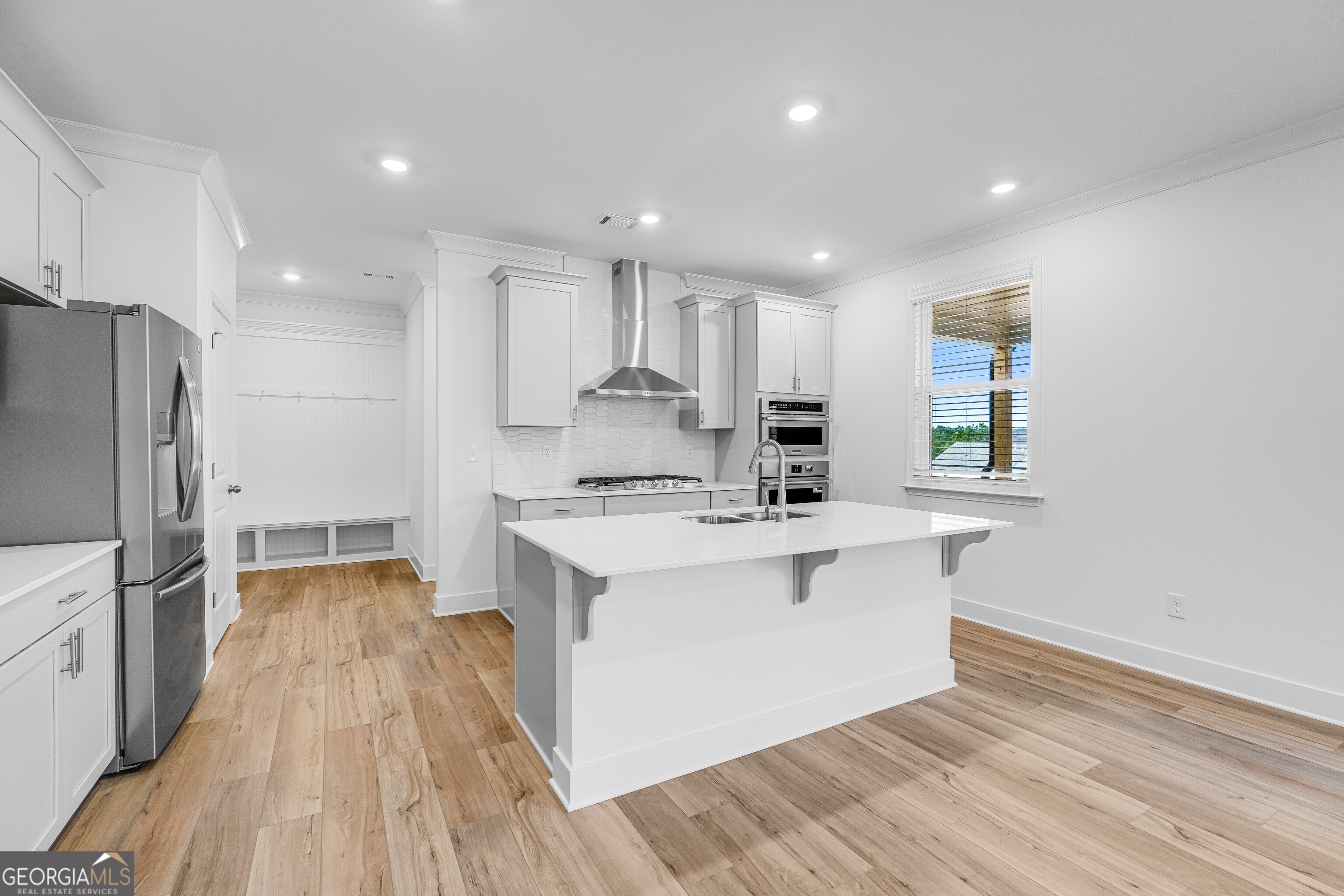 1040 Reagan Drive
