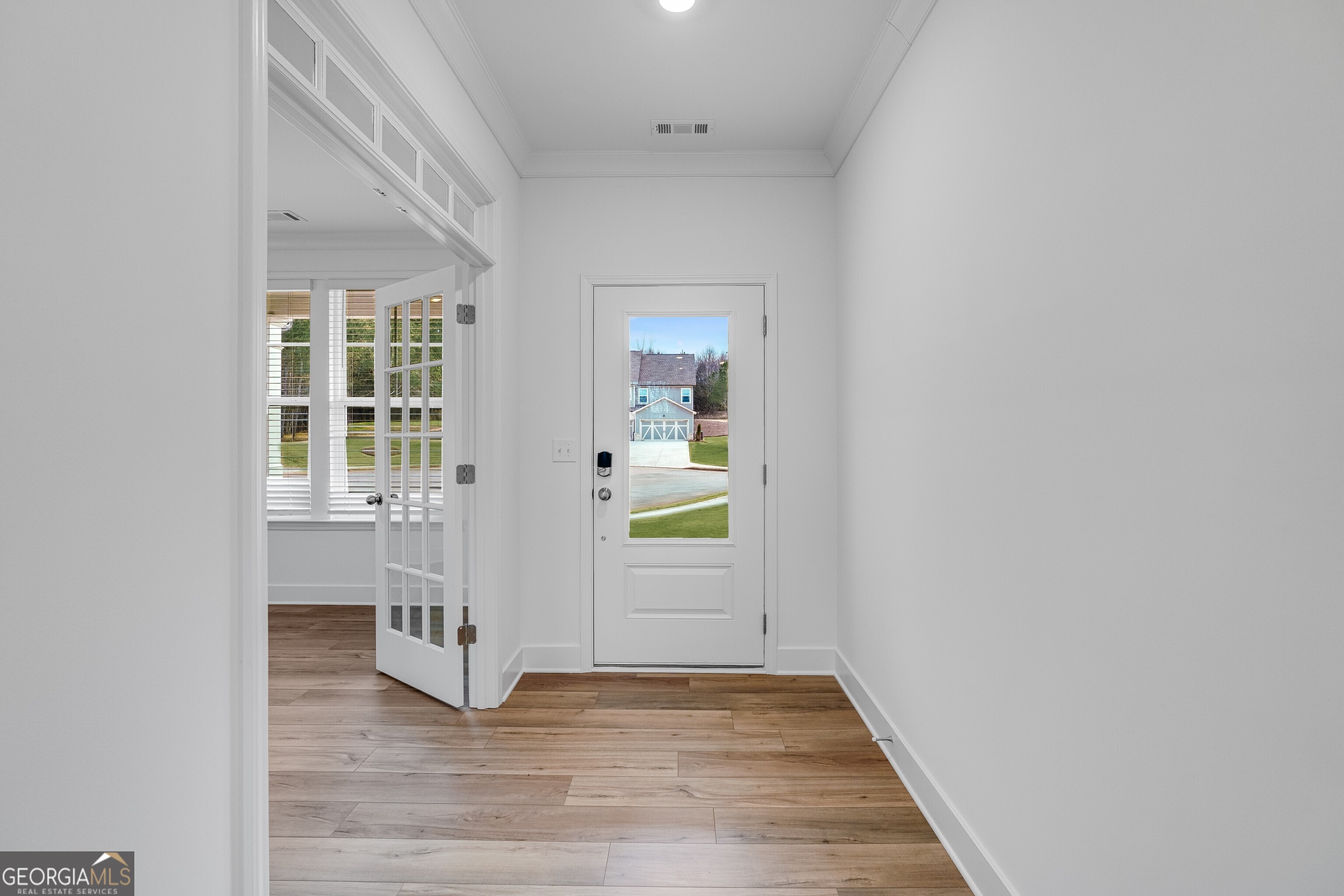 1040 Reagan Drive