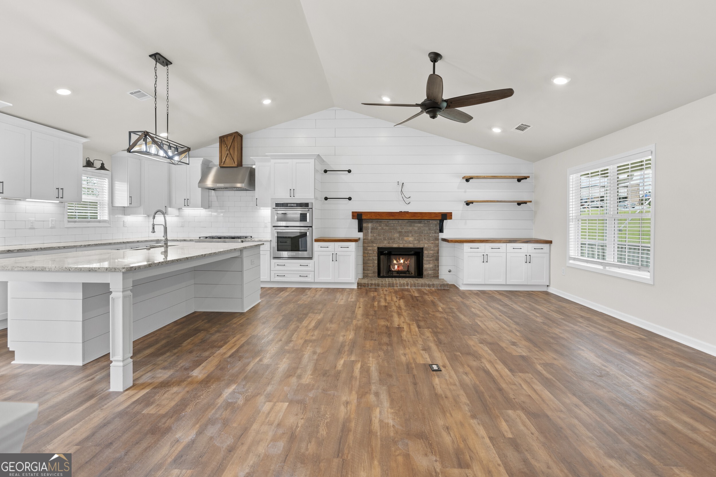 1214 Roxey Maxey Road