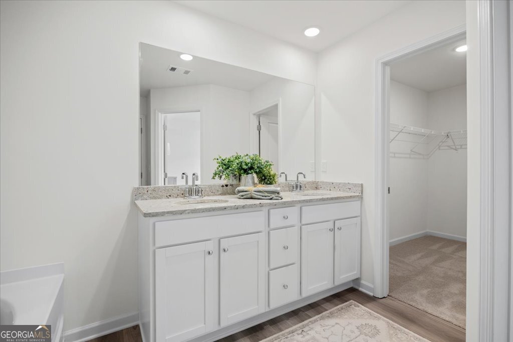 1581 Salem Drive # 80