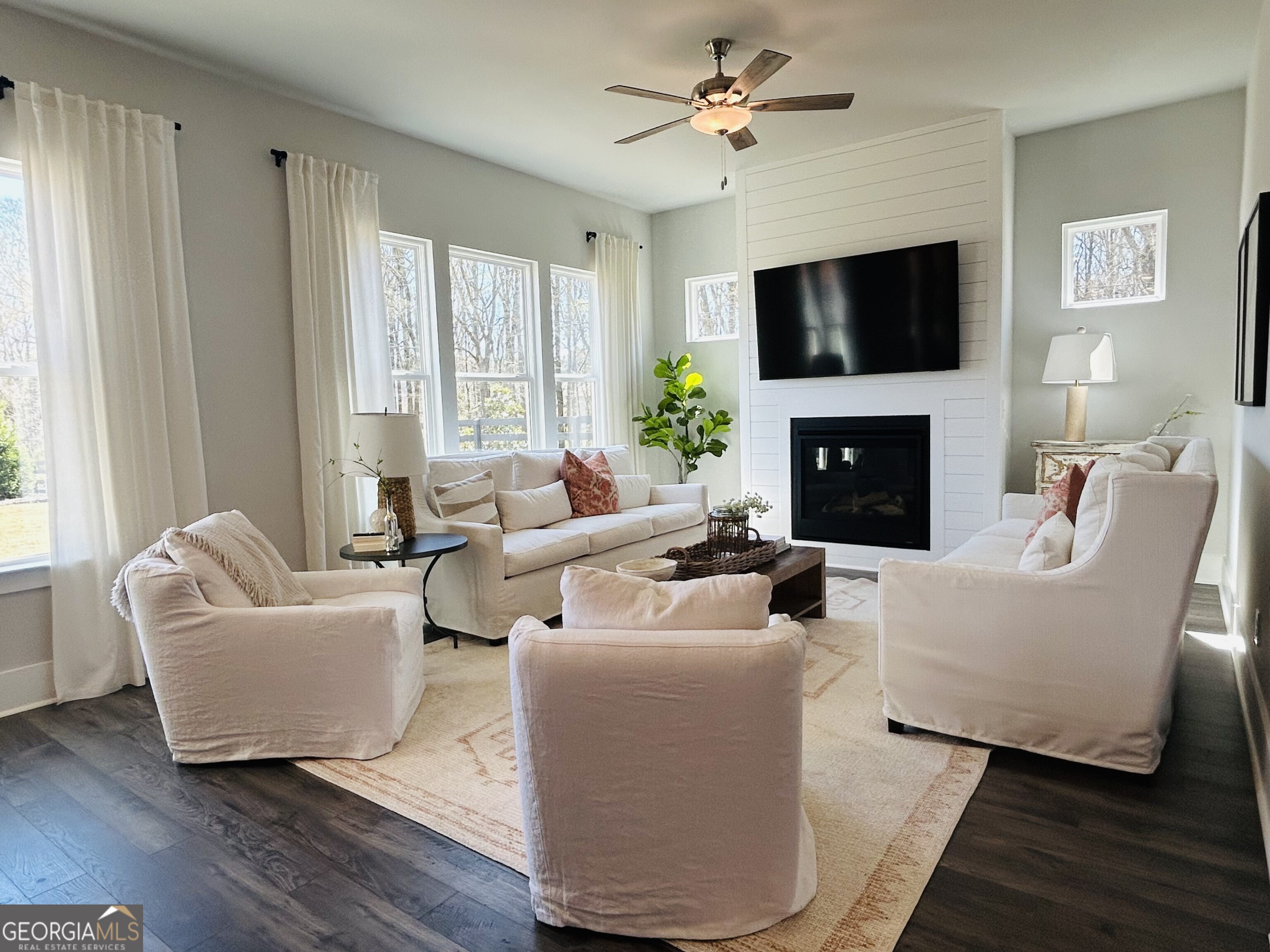 120 Crimson Feather Drive