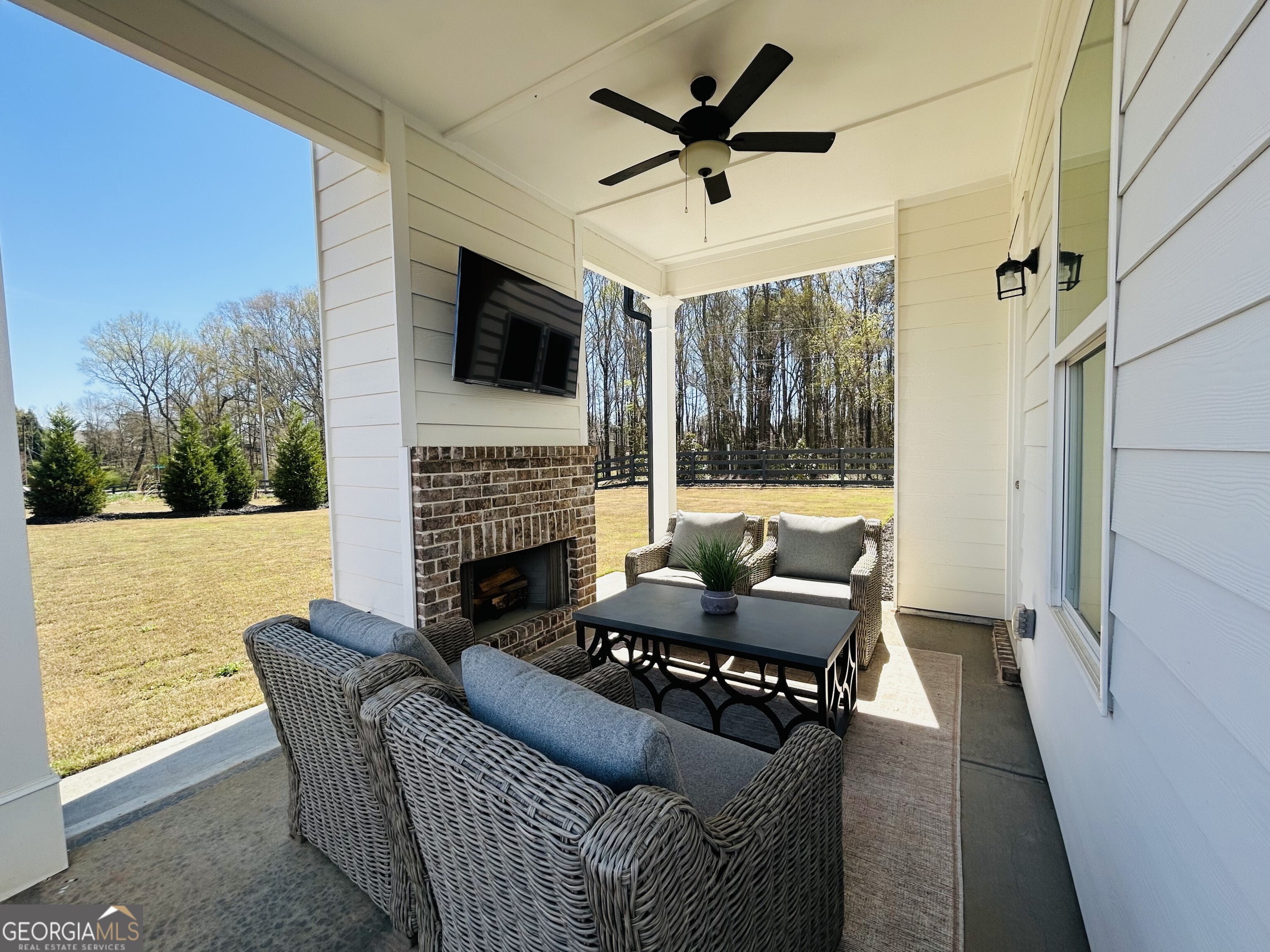 120 Crimson Feather Drive