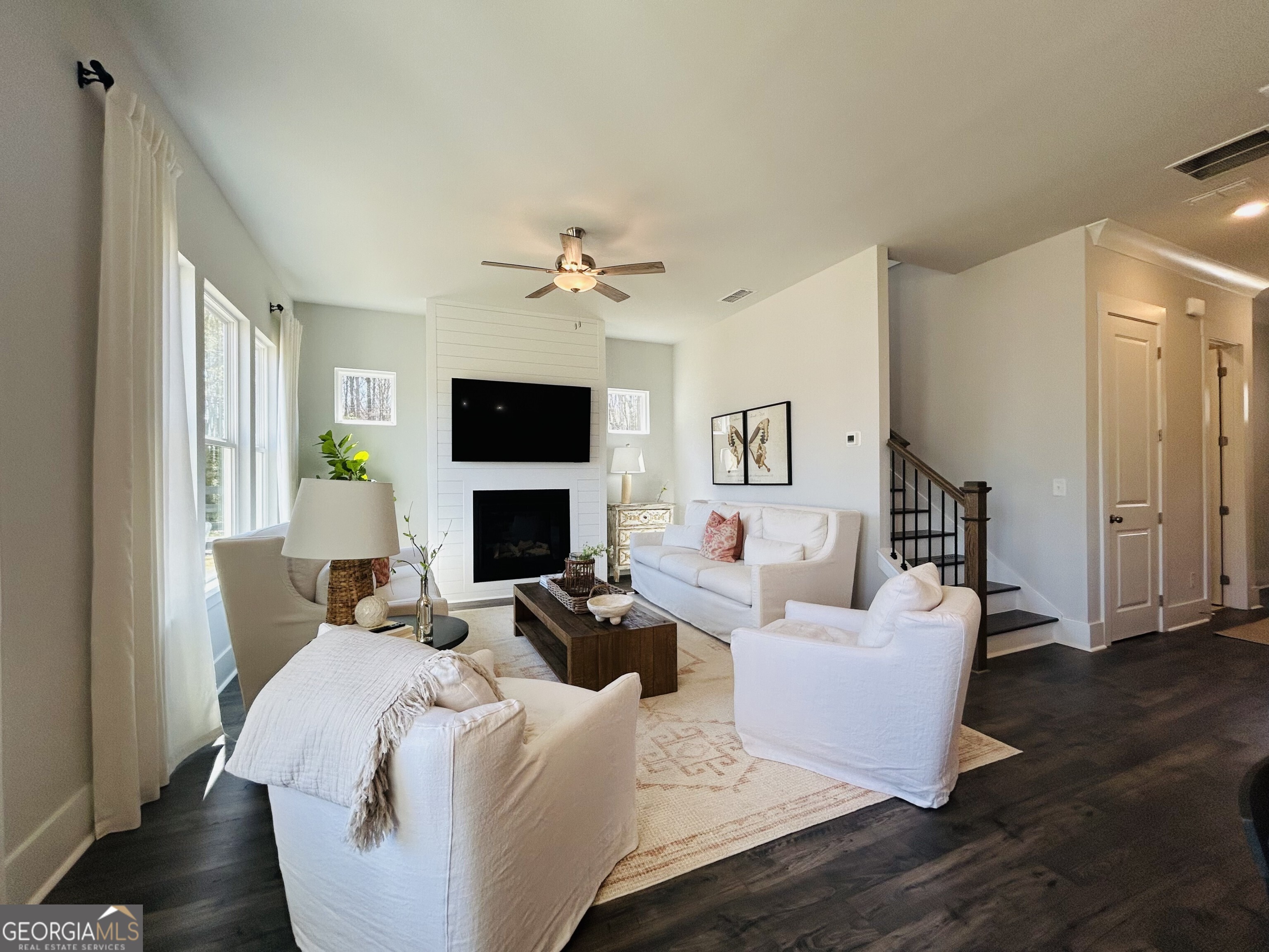 120 Crimson Feather Drive