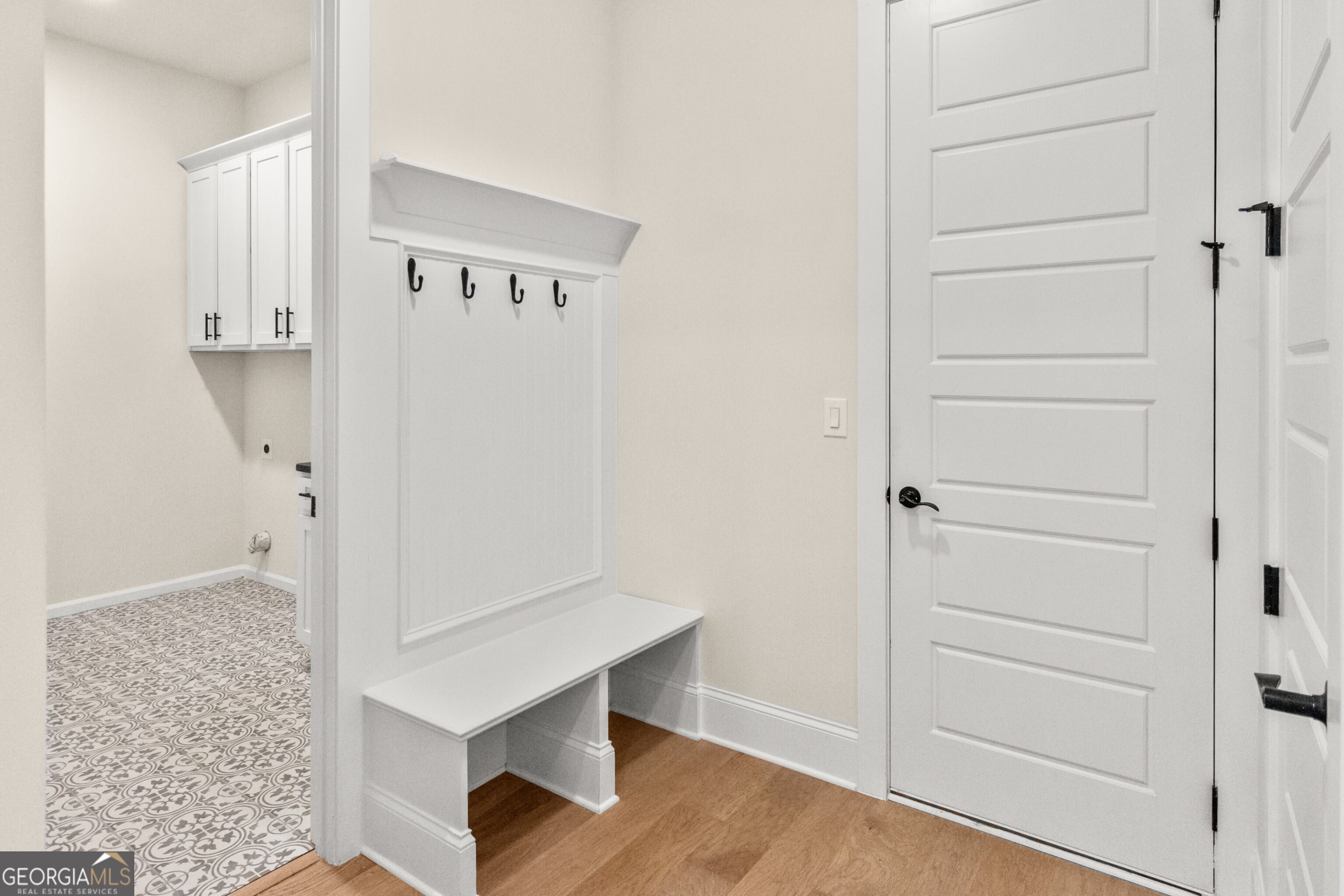 4725 Cardinal Ridge Way