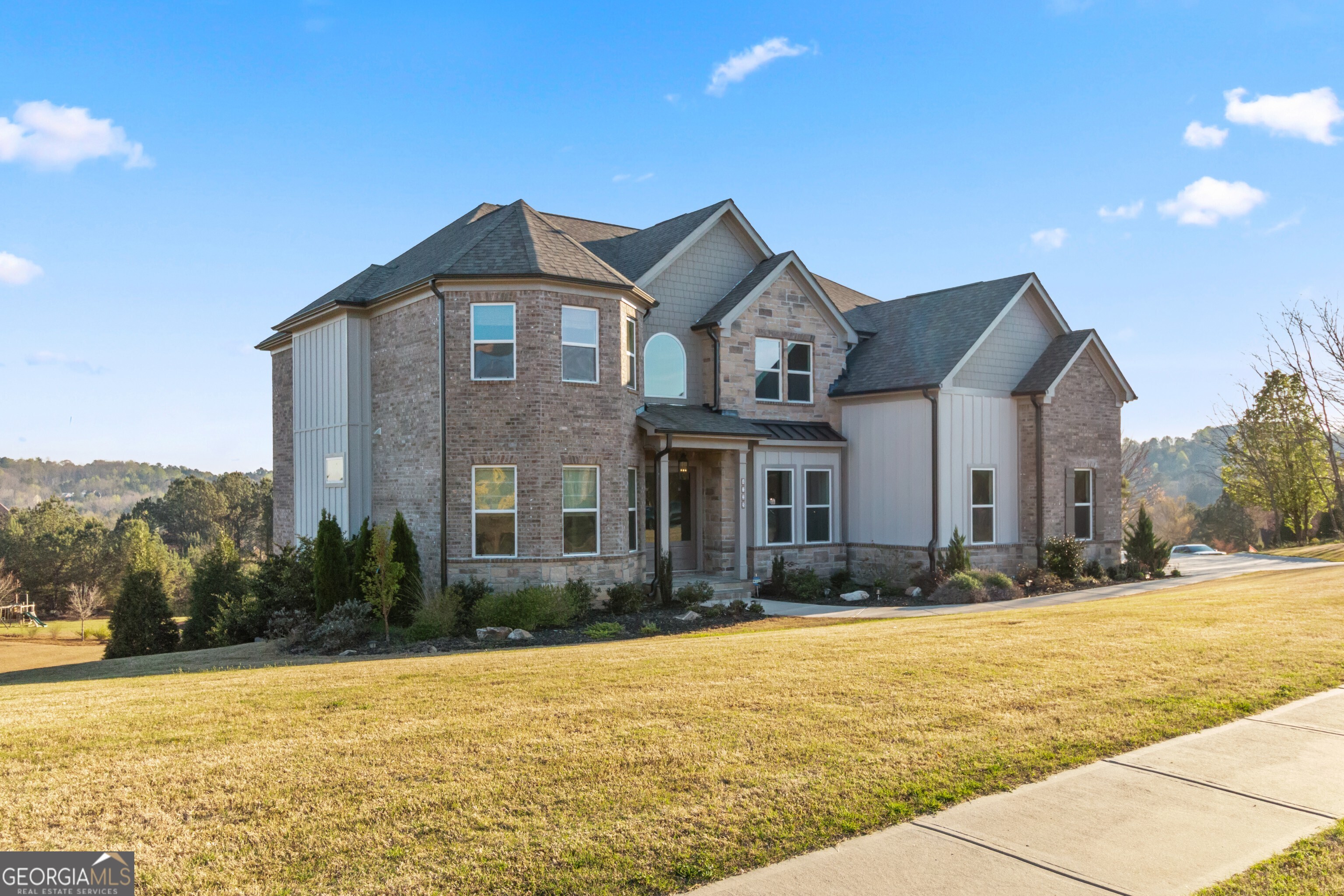 4725 Cardinal Ridge Way