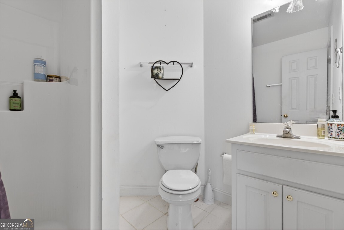 2115 Lee Patrick Drive