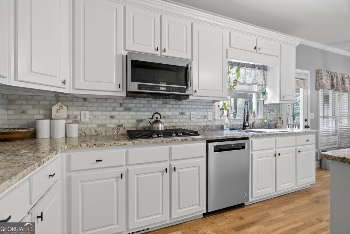 2115 Lee Patrick Drive