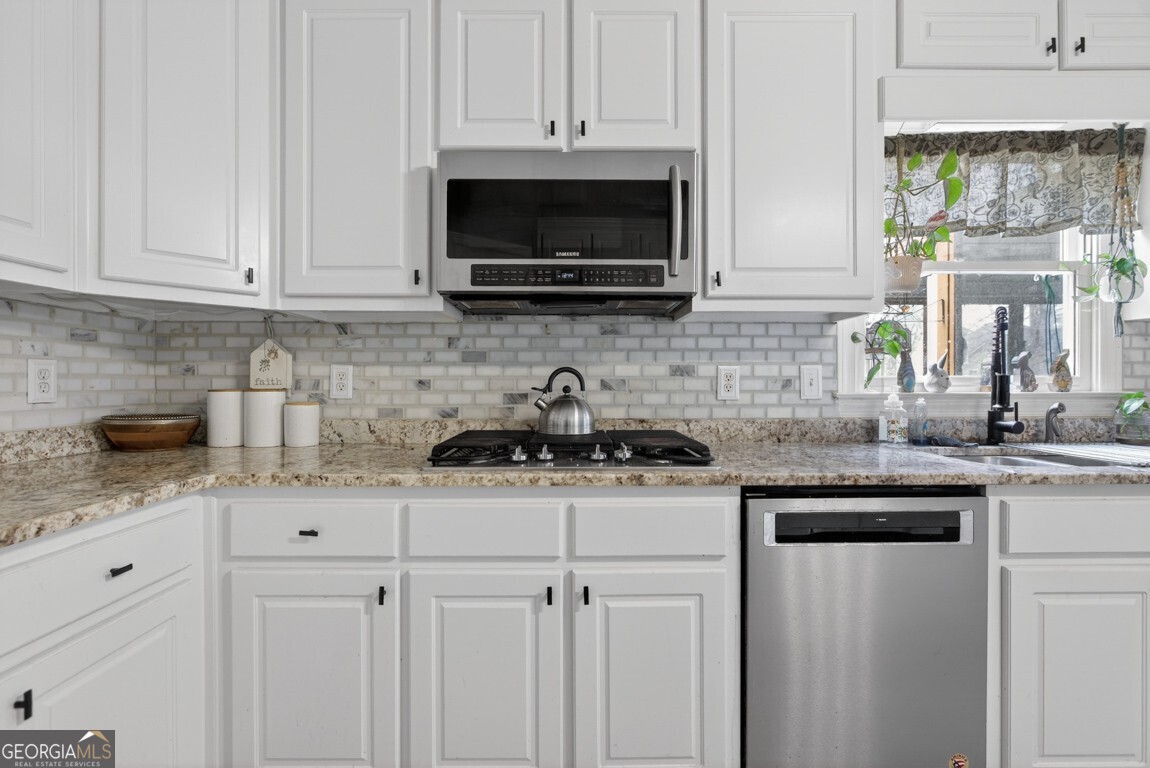 2115 Lee Patrick Drive