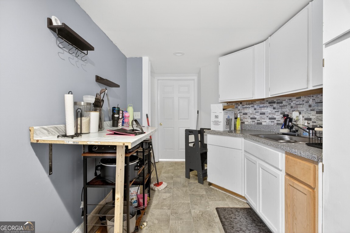 2115 Lee Patrick Drive