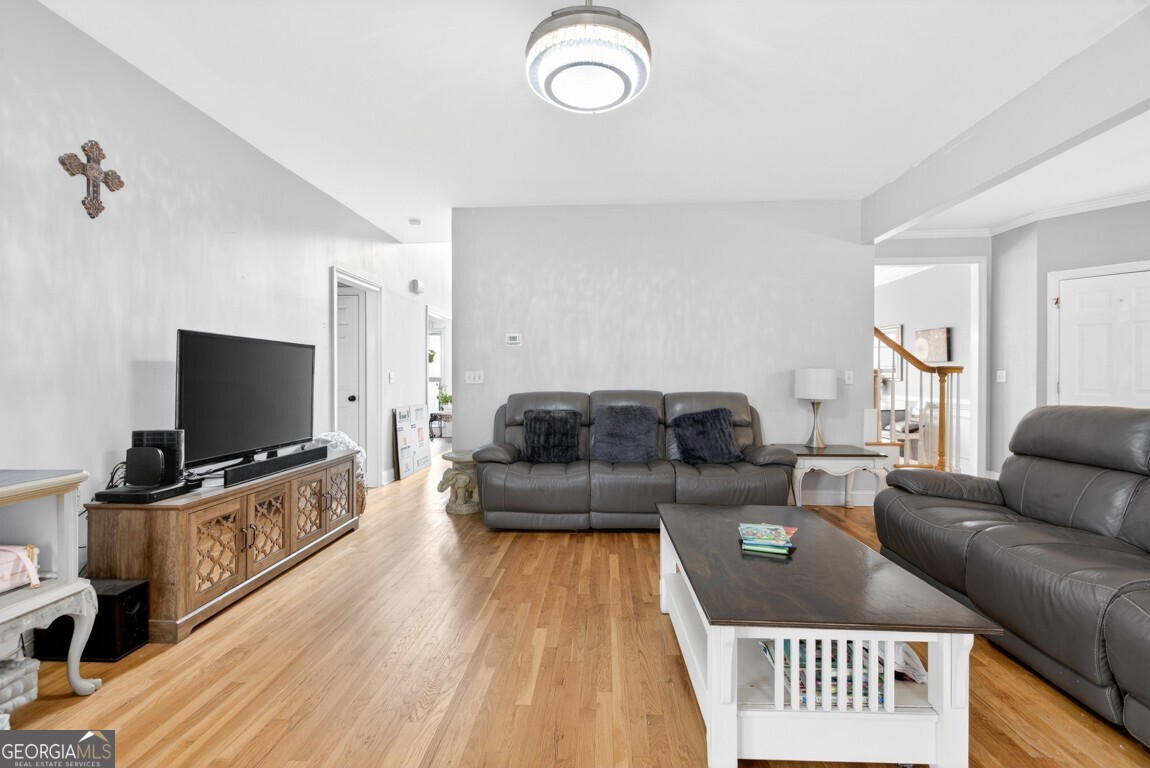 2115 Lee Patrick Drive