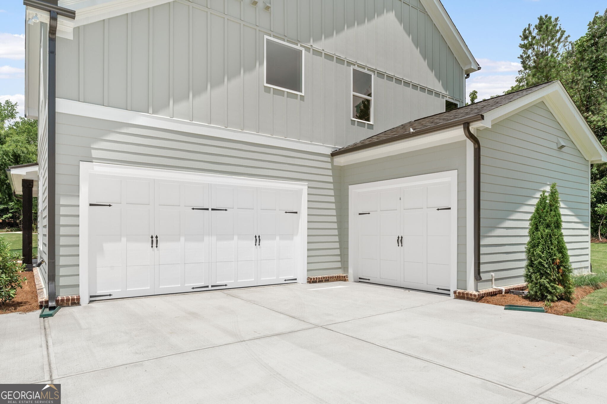 9155 Greenway Court