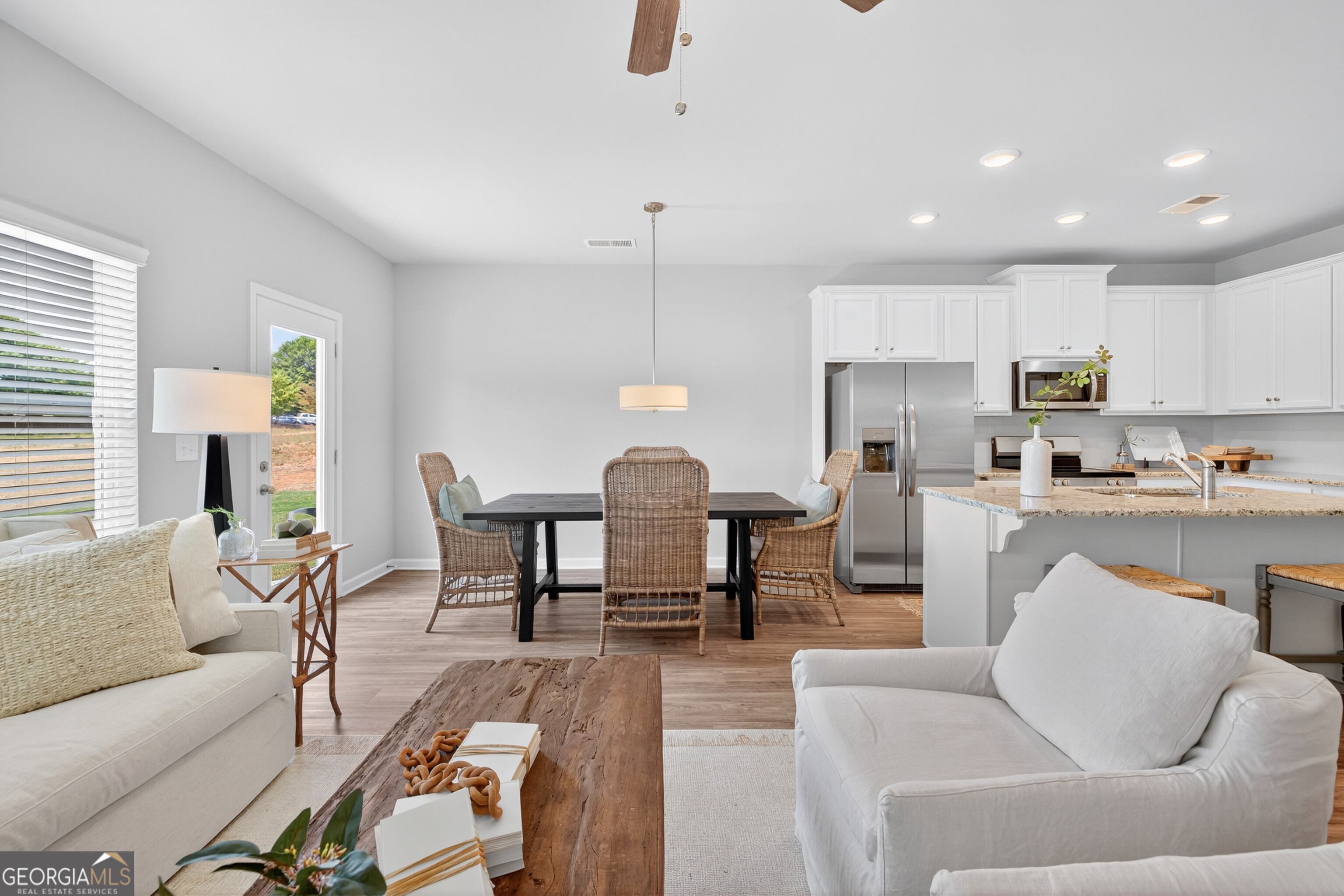 2837 Lillian Lane