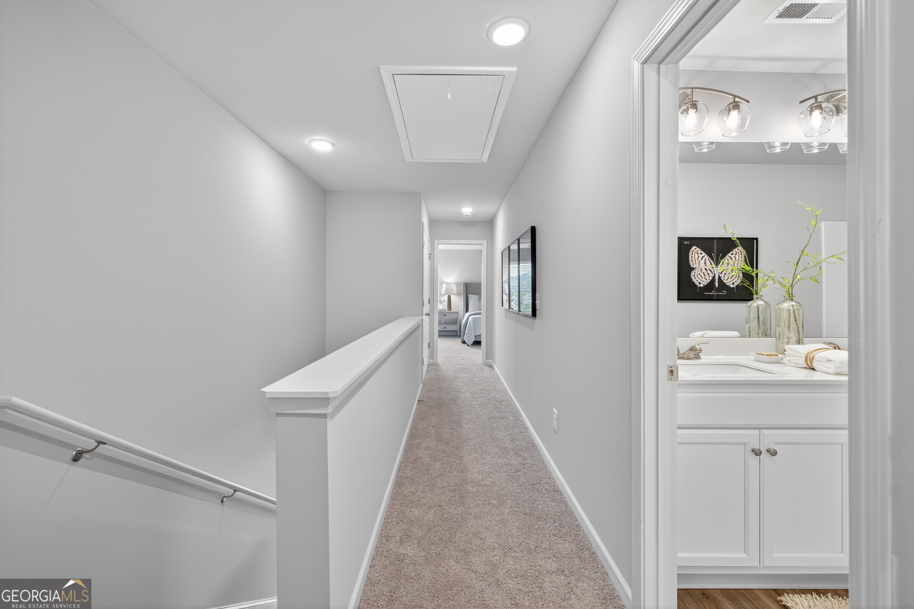 2837 Lillian Lane