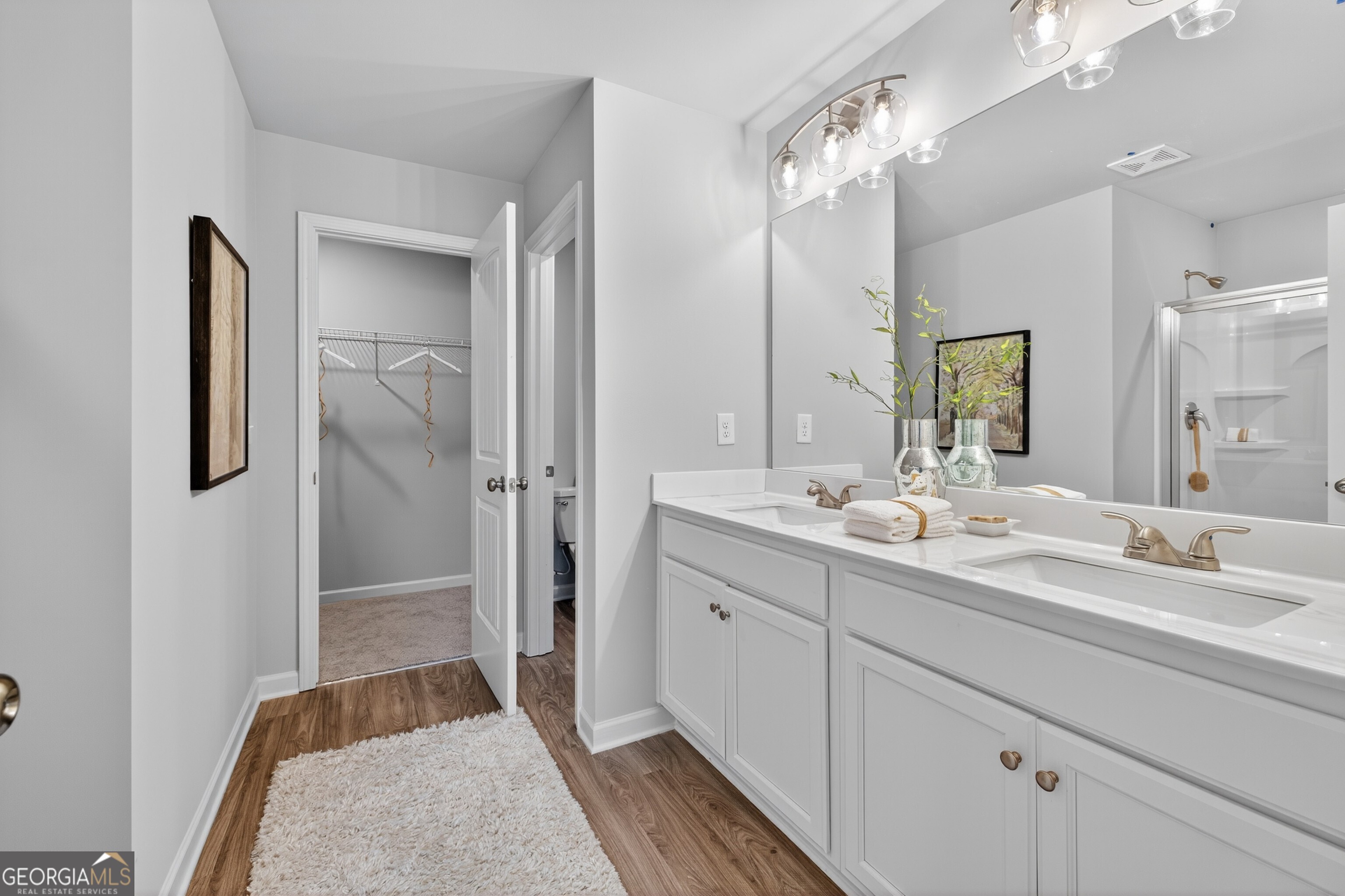 2837 Lillian Lane
