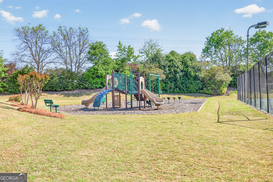 928 Shannon Mist Drive