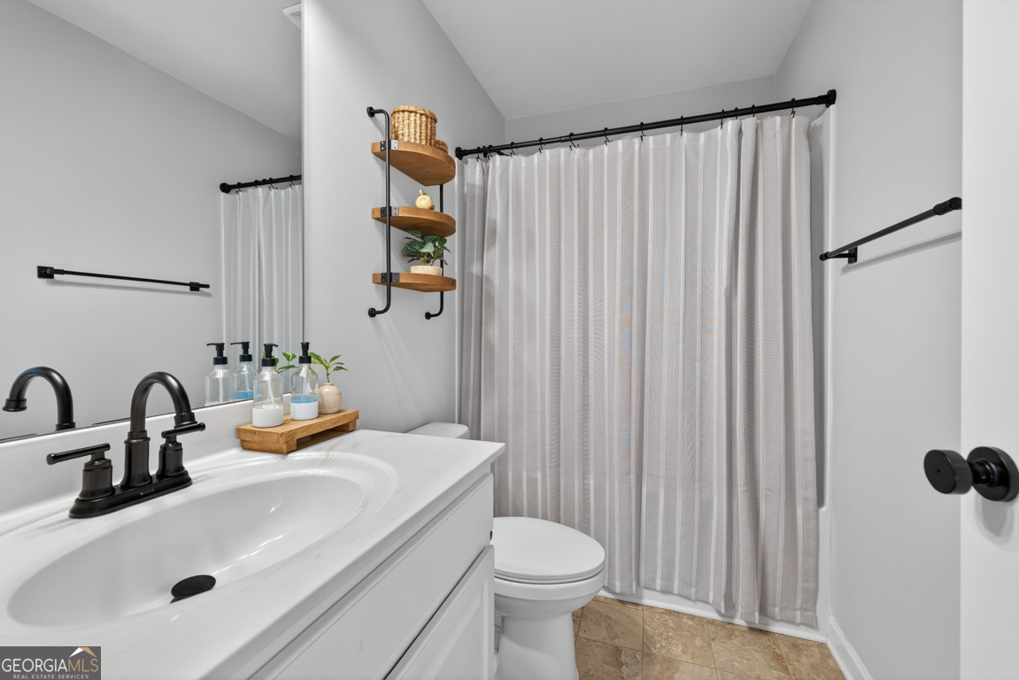 928 Shannon Mist Drive