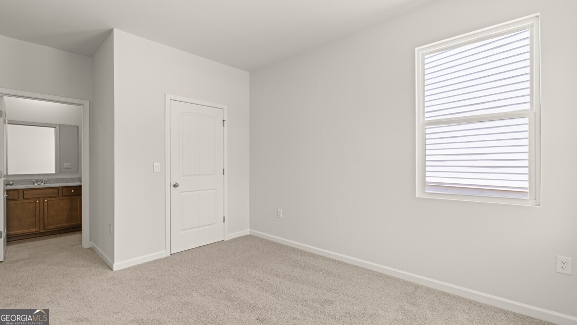 4068 Peregrine Way