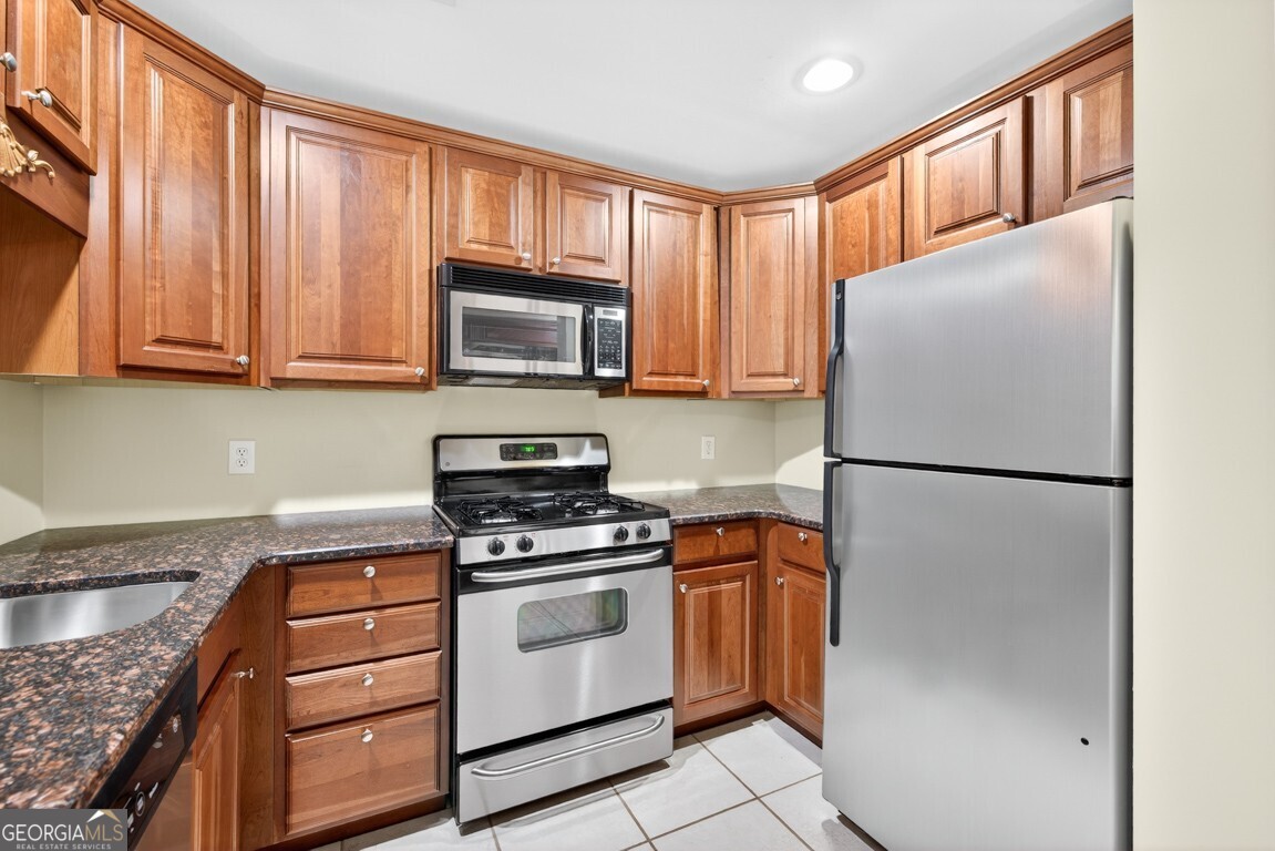 4207 Wyndam Hill Drive