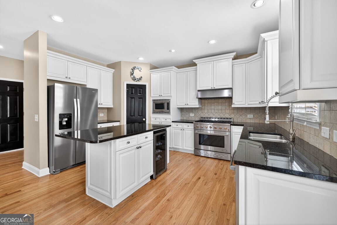 4207 Wyndam Hill Drive