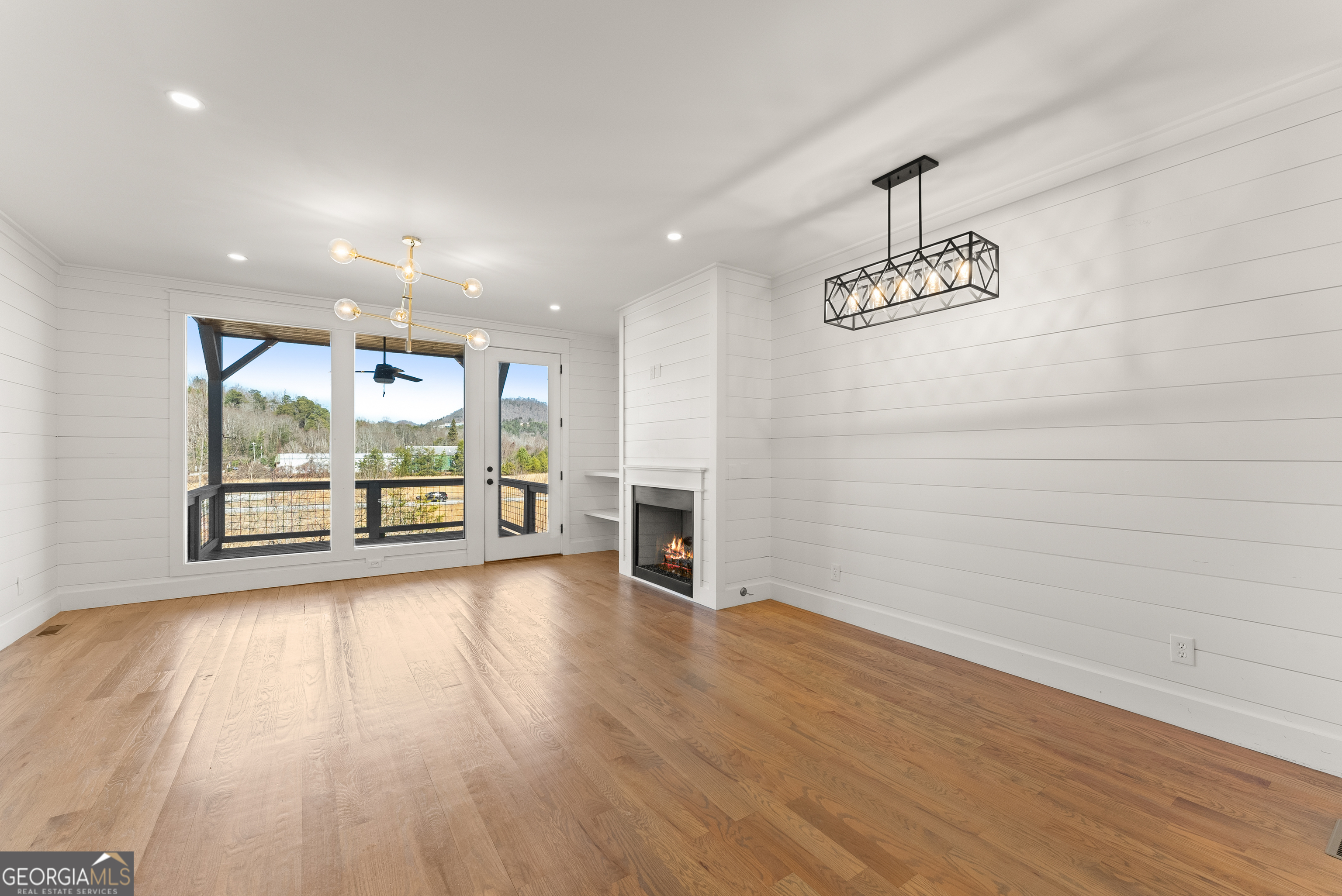 35 Cottonwood Street