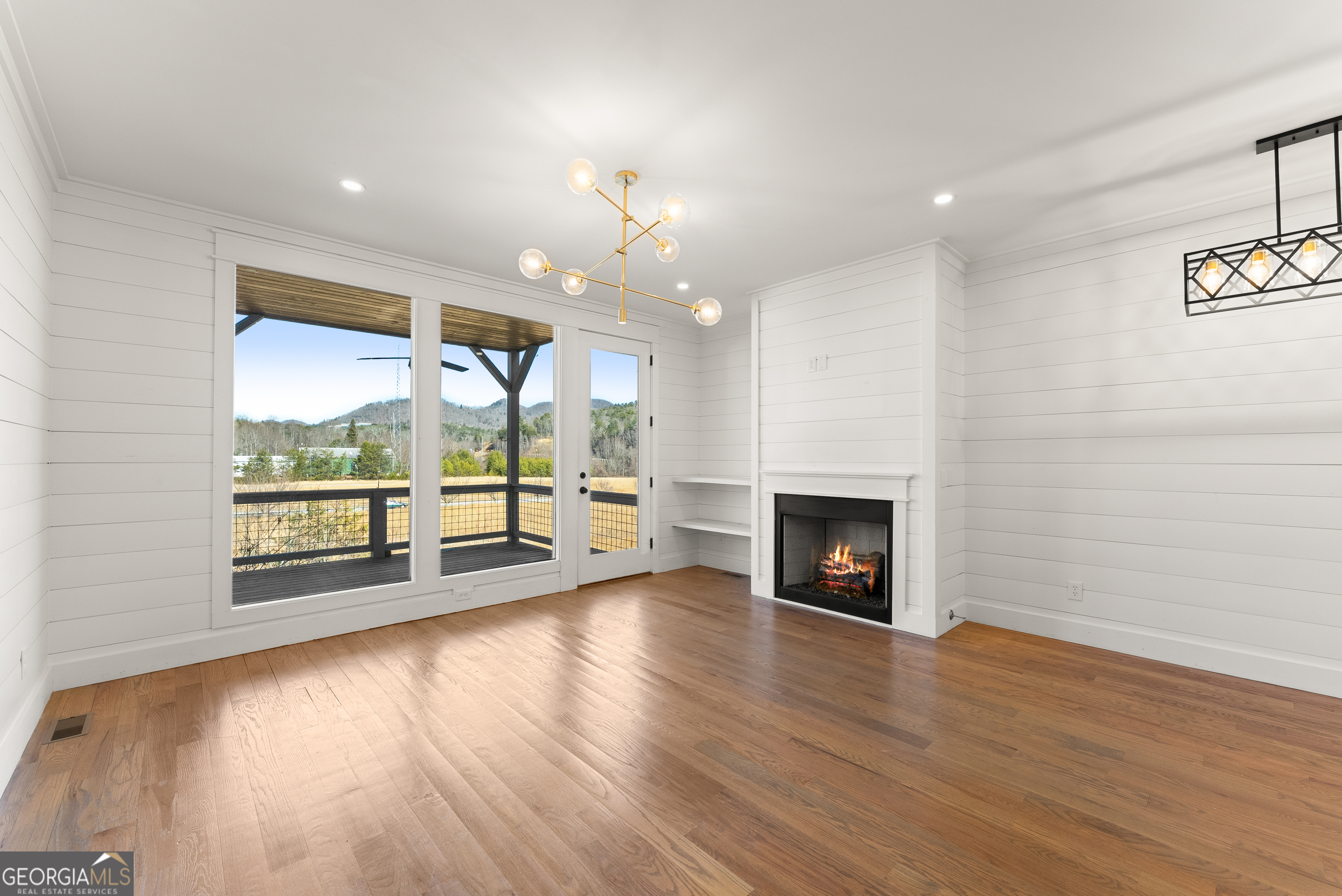 35 Cottonwood Street