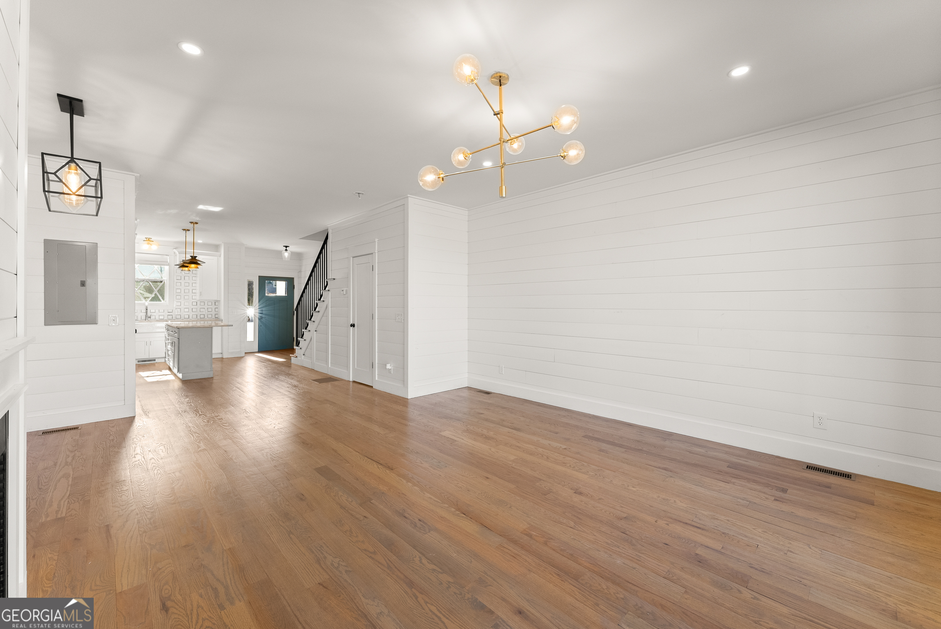 35 Cottonwood Street