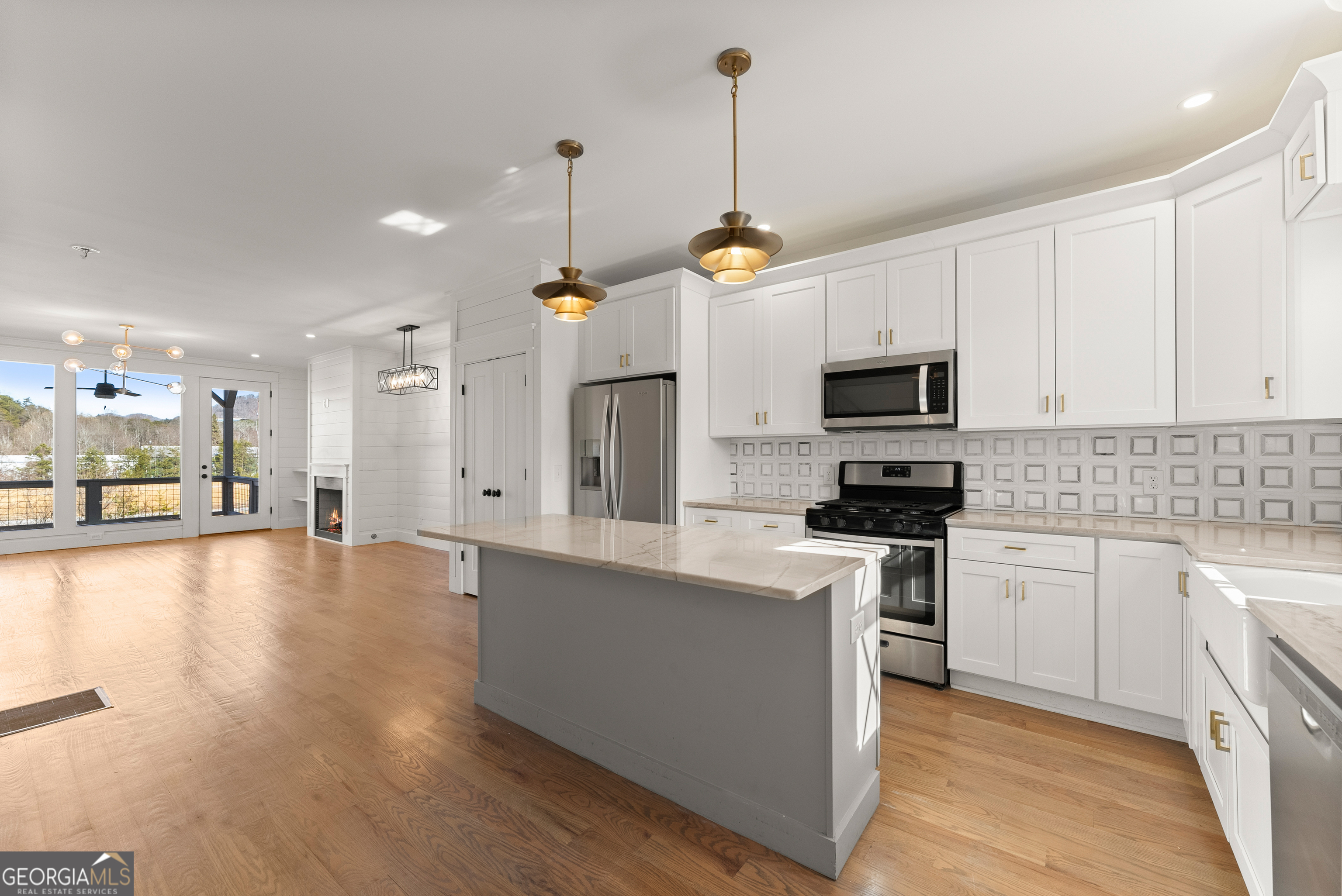 35 Cottonwood Street