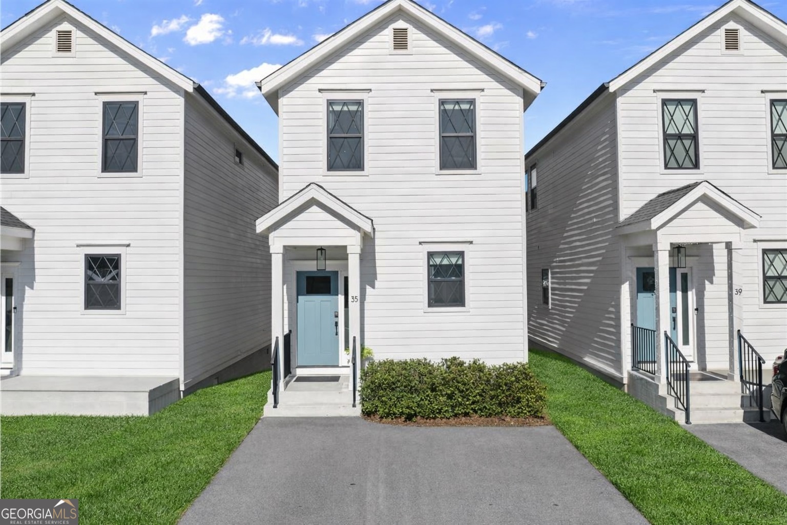 35 Cottonwood Street