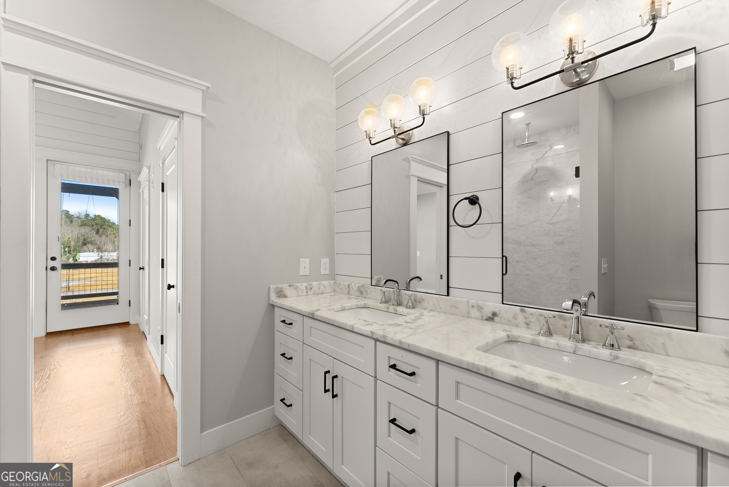 35 Cottonwood Street