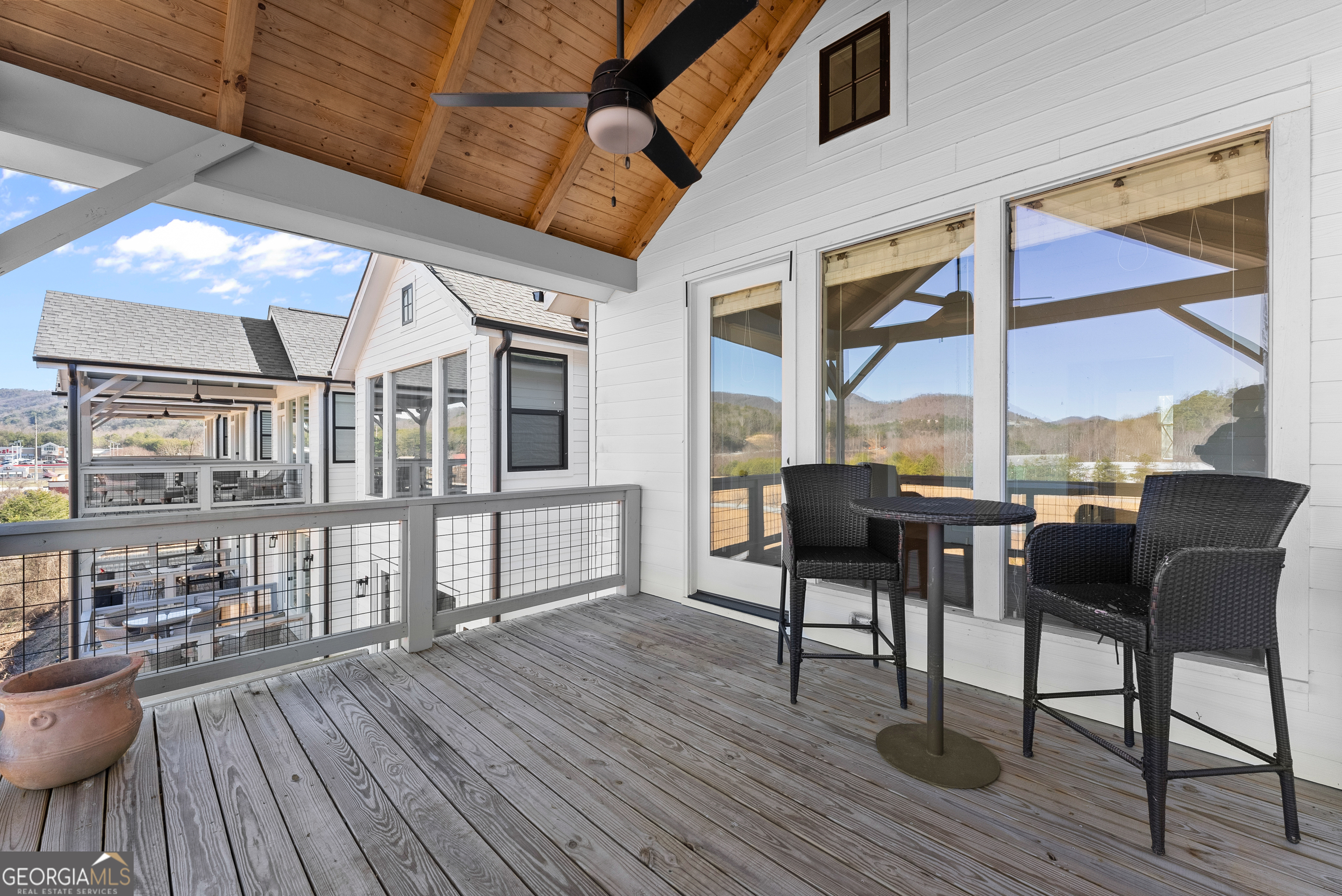 35 Cottonwood Street