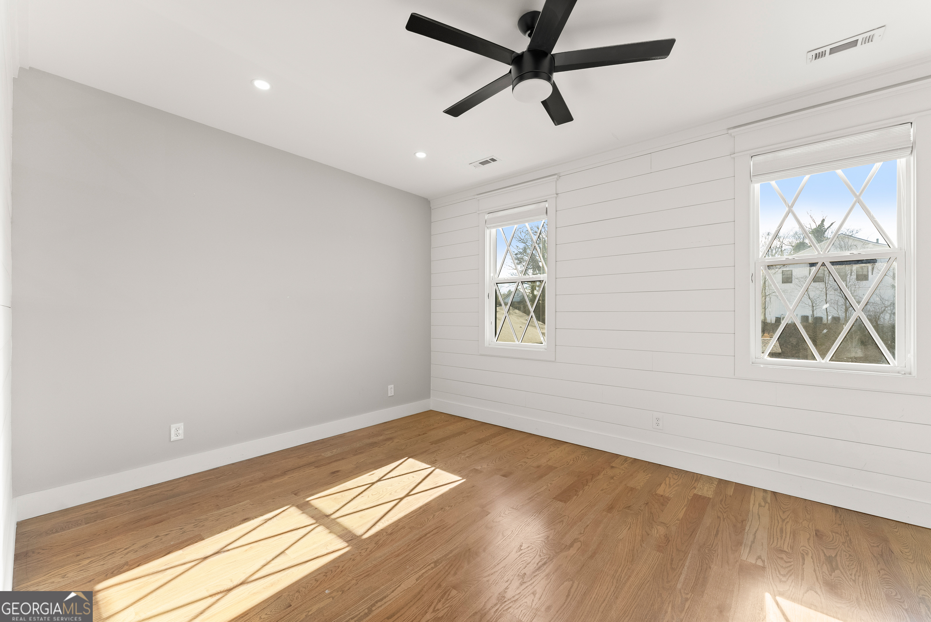 35 Cottonwood Street