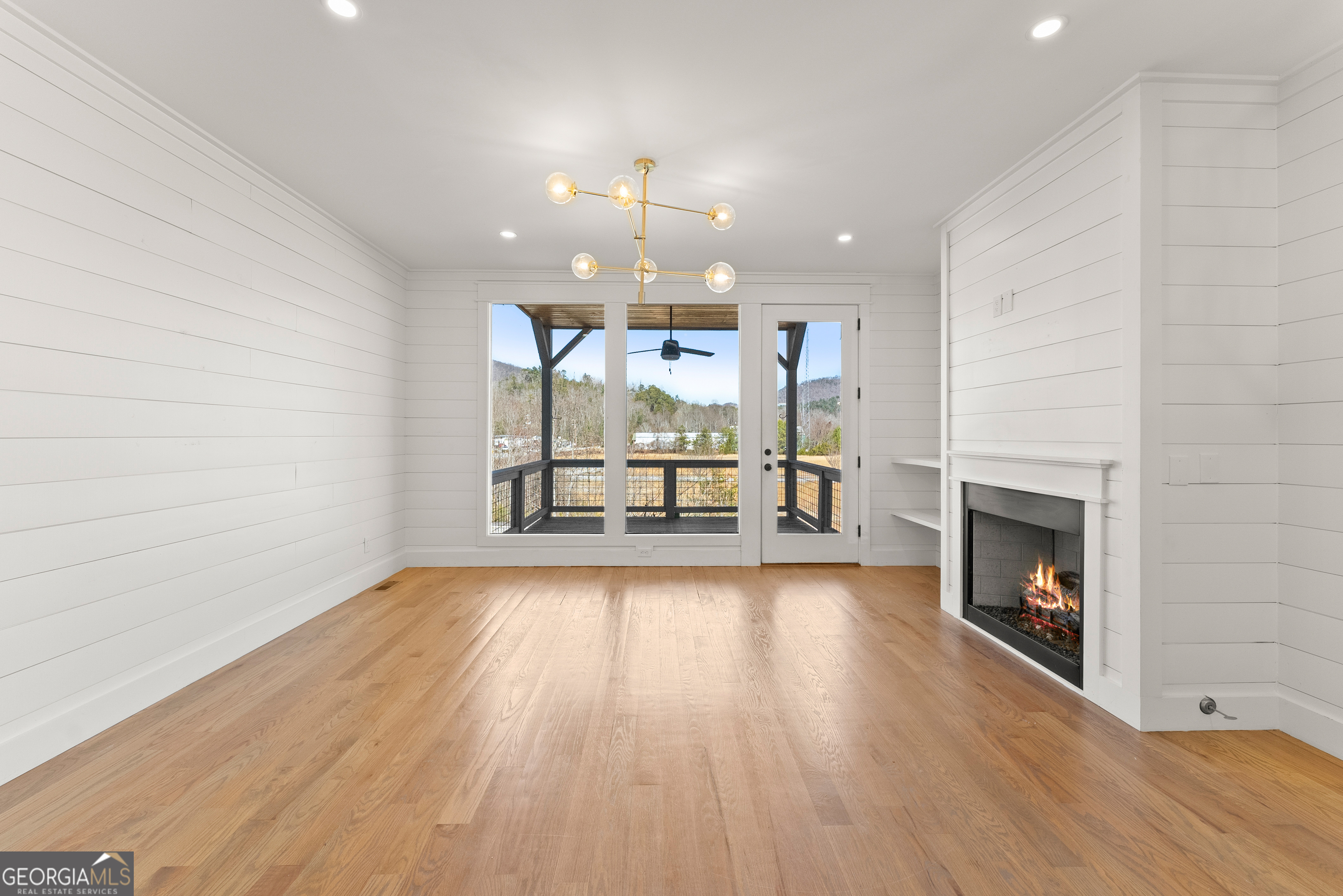 35 Cottonwood Street