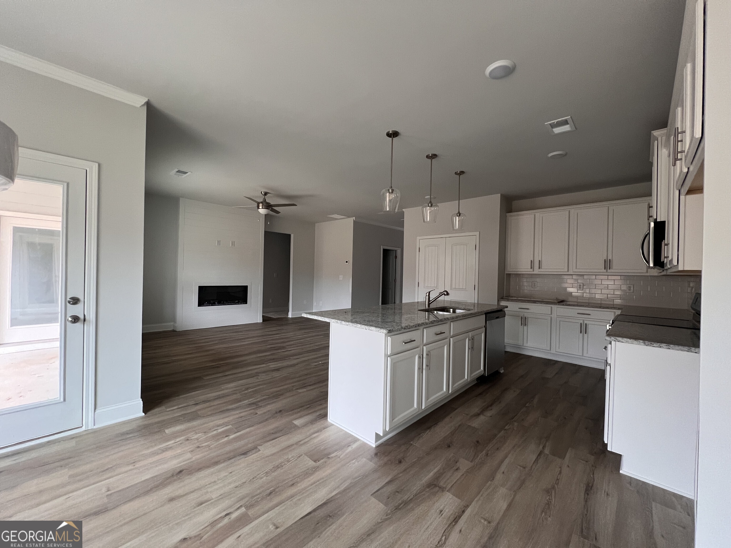 176 Greenview Court