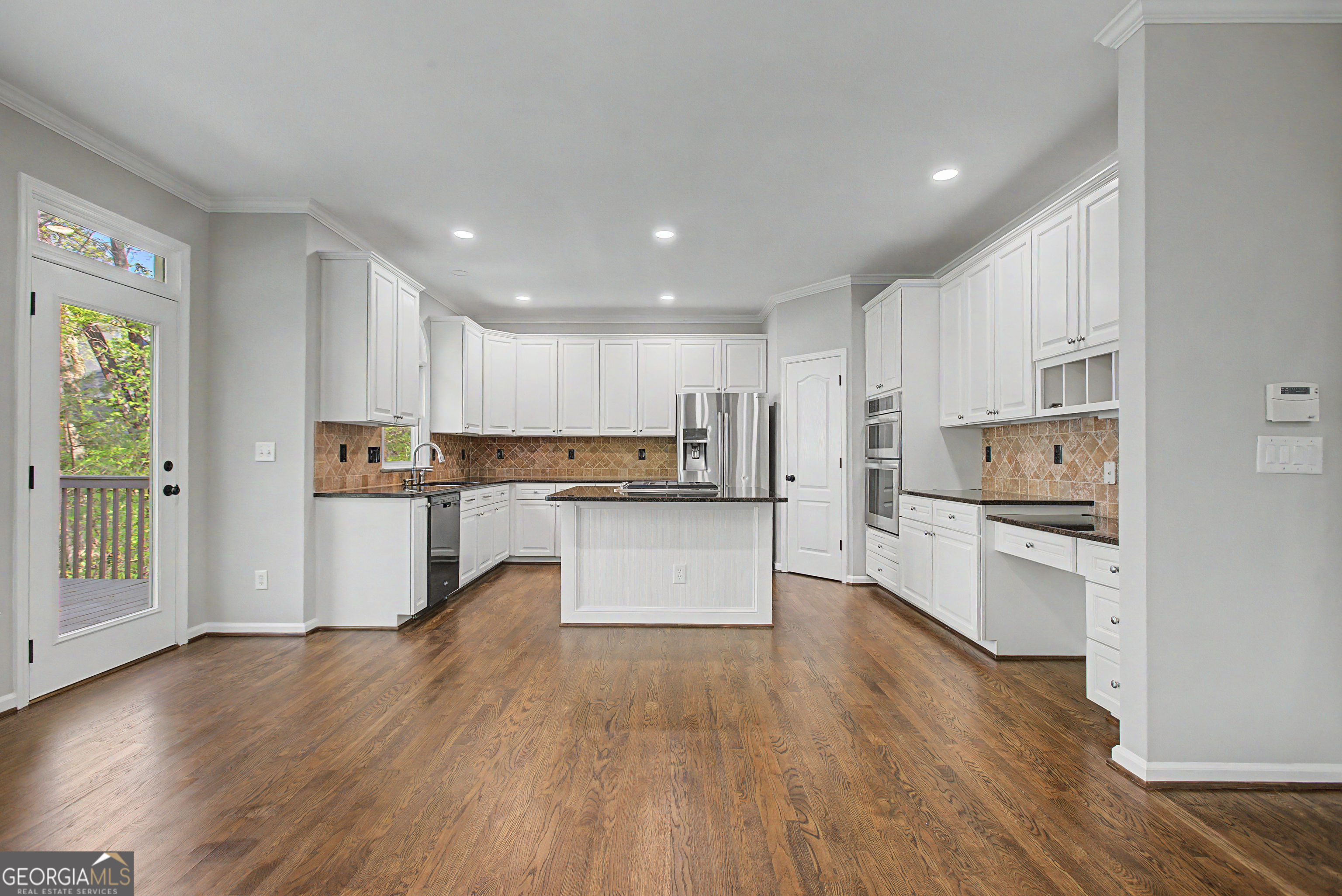 1660 Archmont Circle