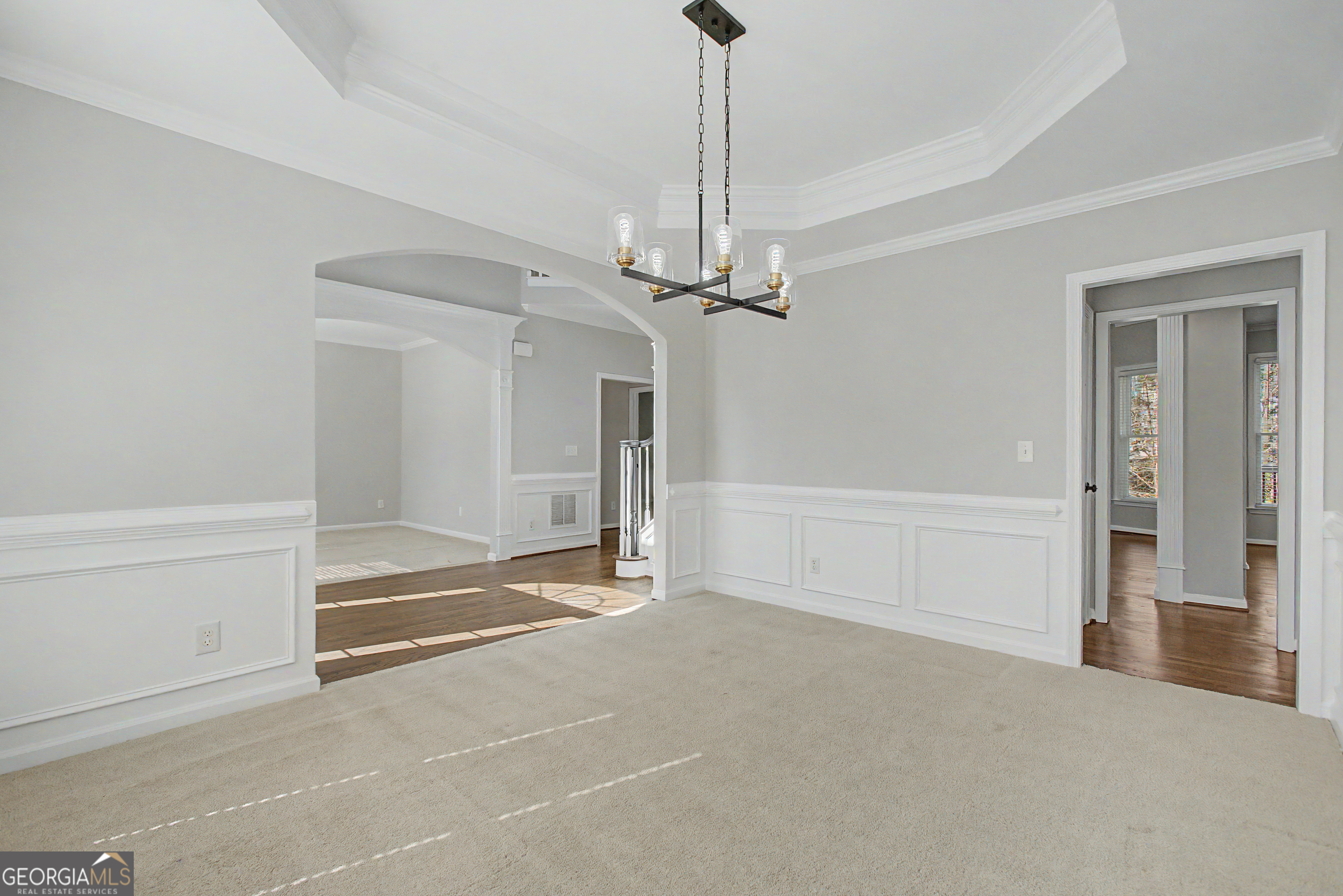 1660 Archmont Circle